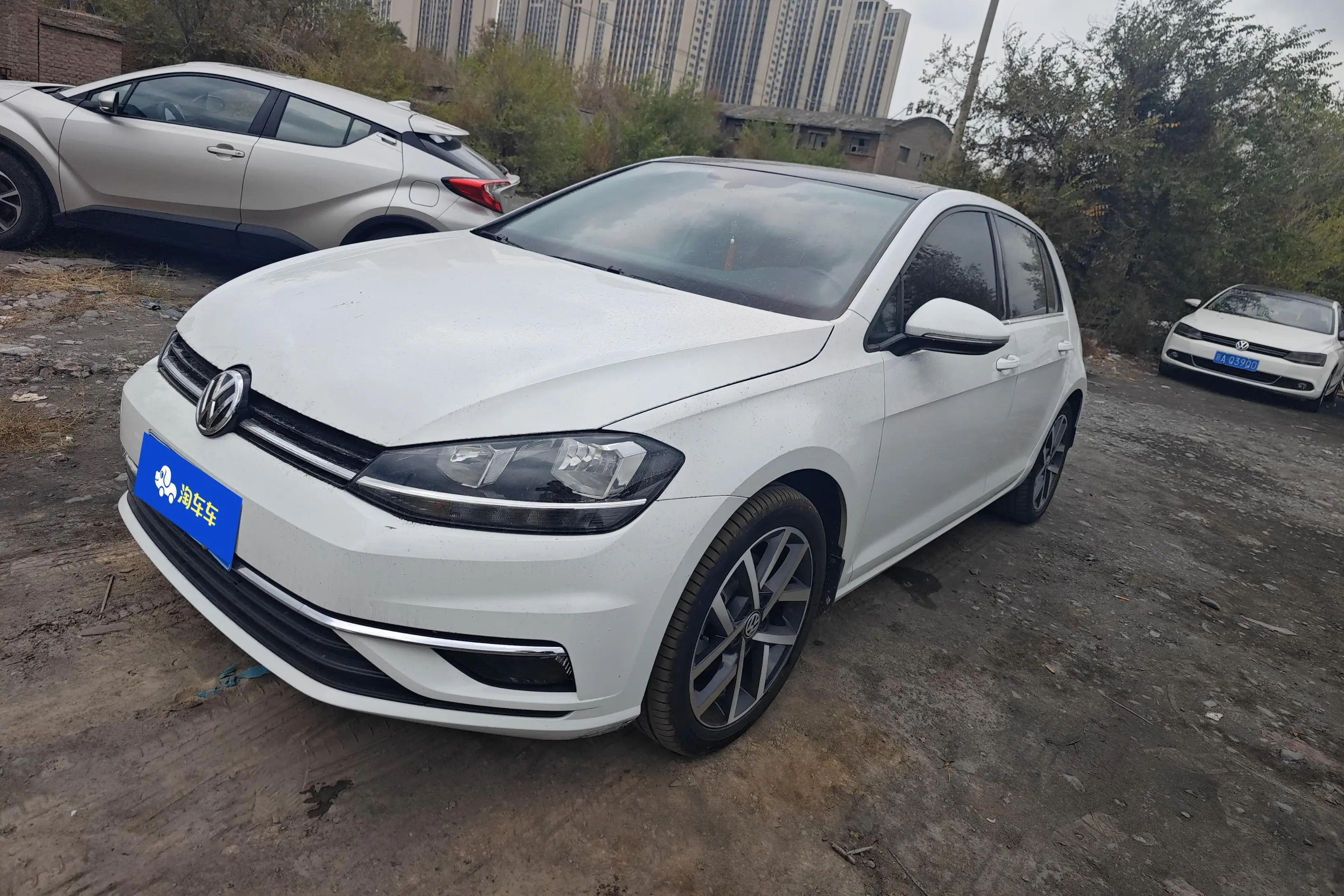 Volkswagen Golf  из Китая
