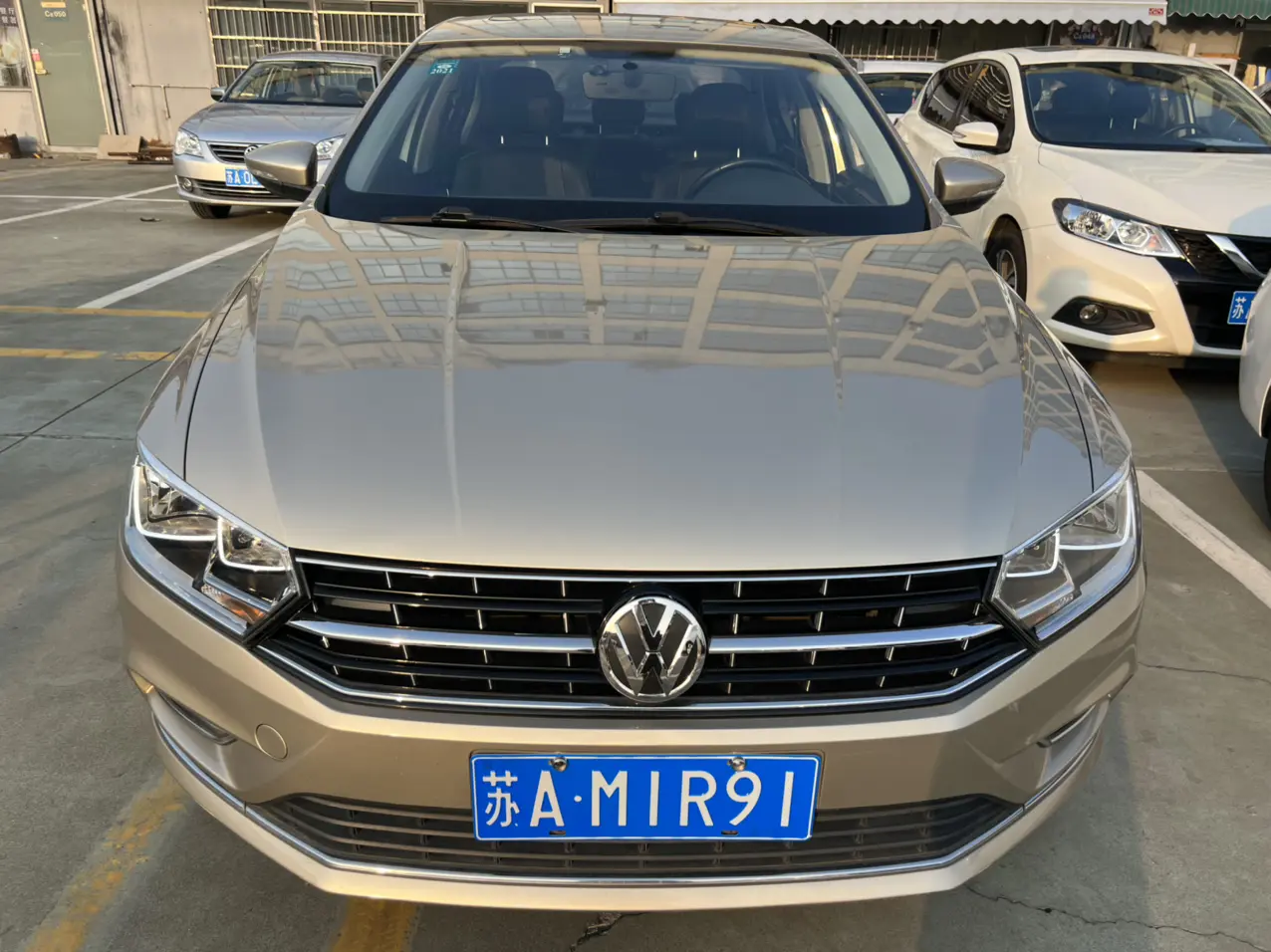 Volkswagen Bora  из Китая