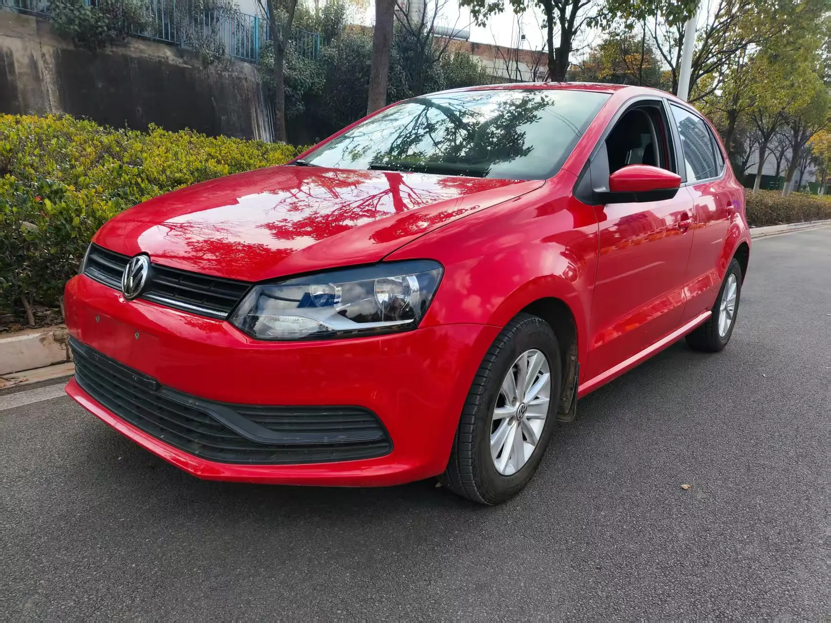 Volkswagen Polo  из Китая