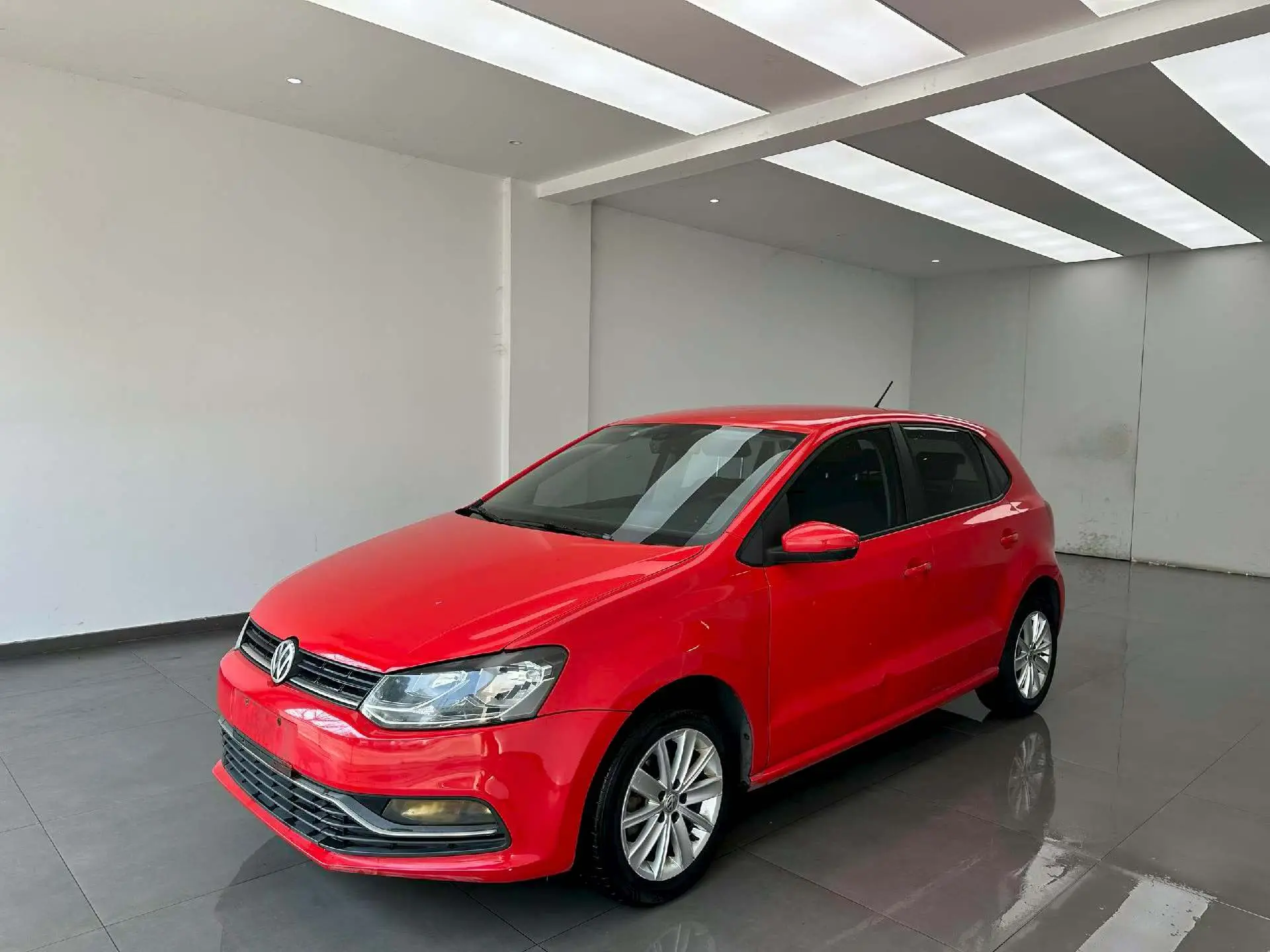 Volkswagen Polo  из Китая