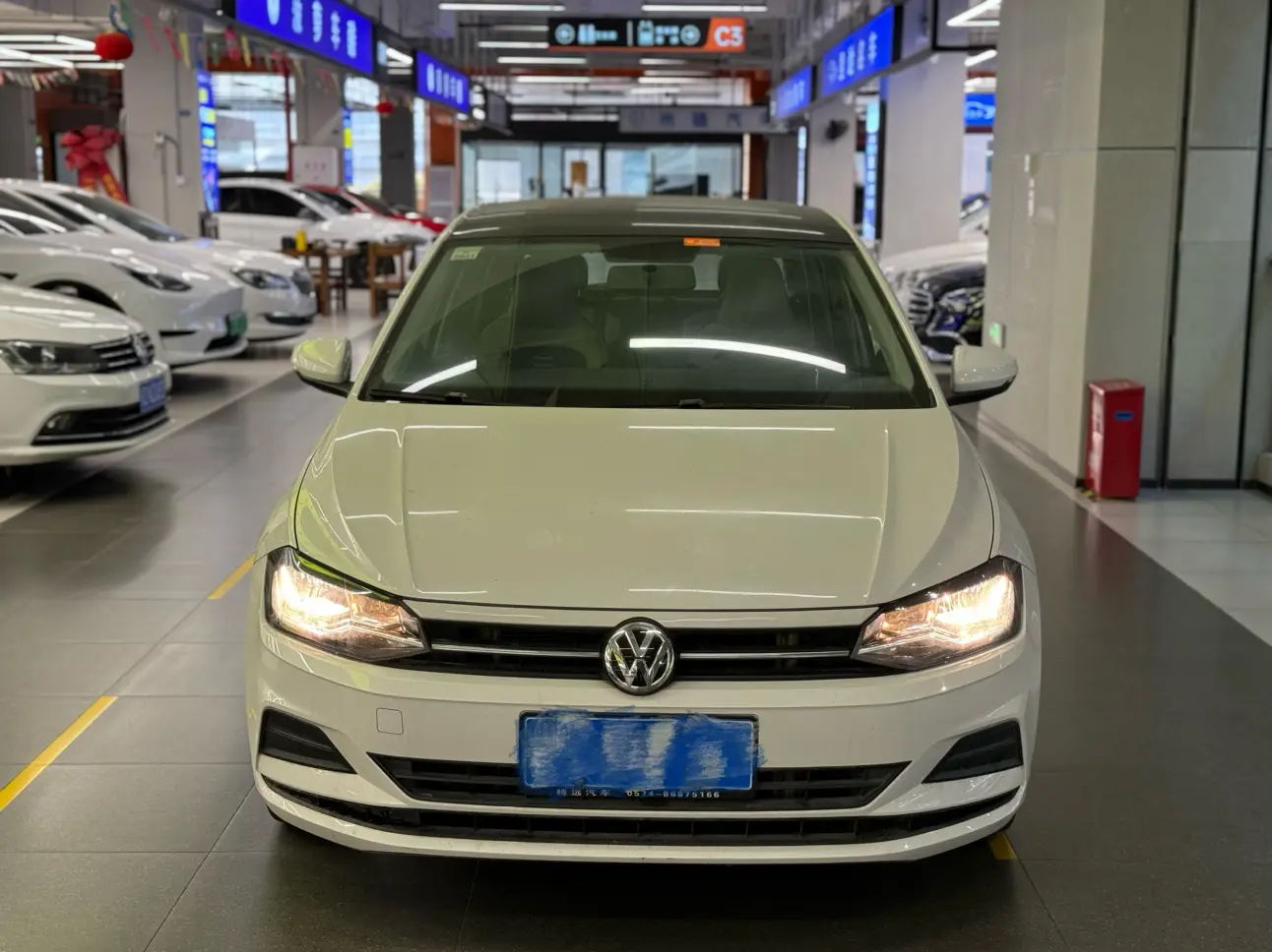 Volkswagen Polo  из Китая