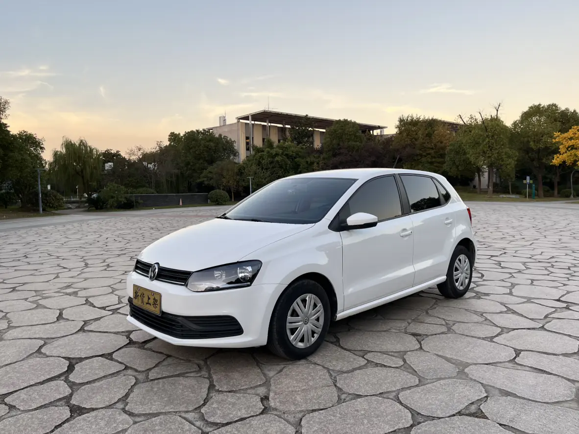 Volkswagen Polo  из Китая