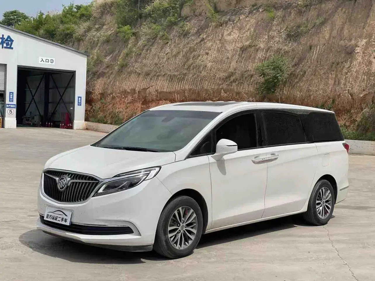 Buick GL8