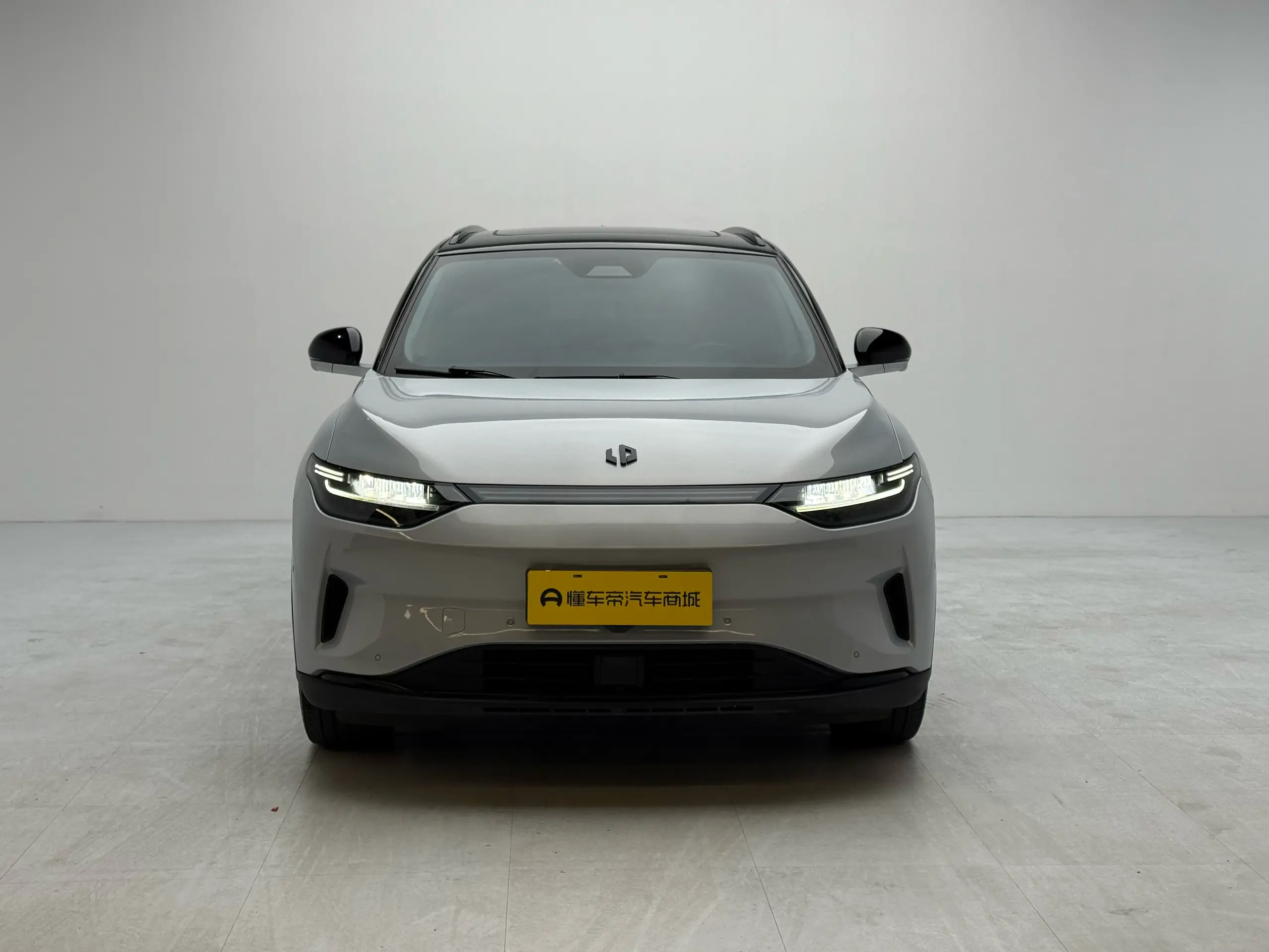 Leapmotor Zero running C11  из Китая