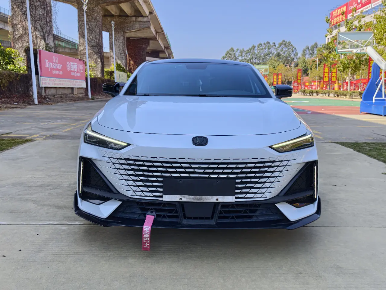 Changan UNI-V  из Китая