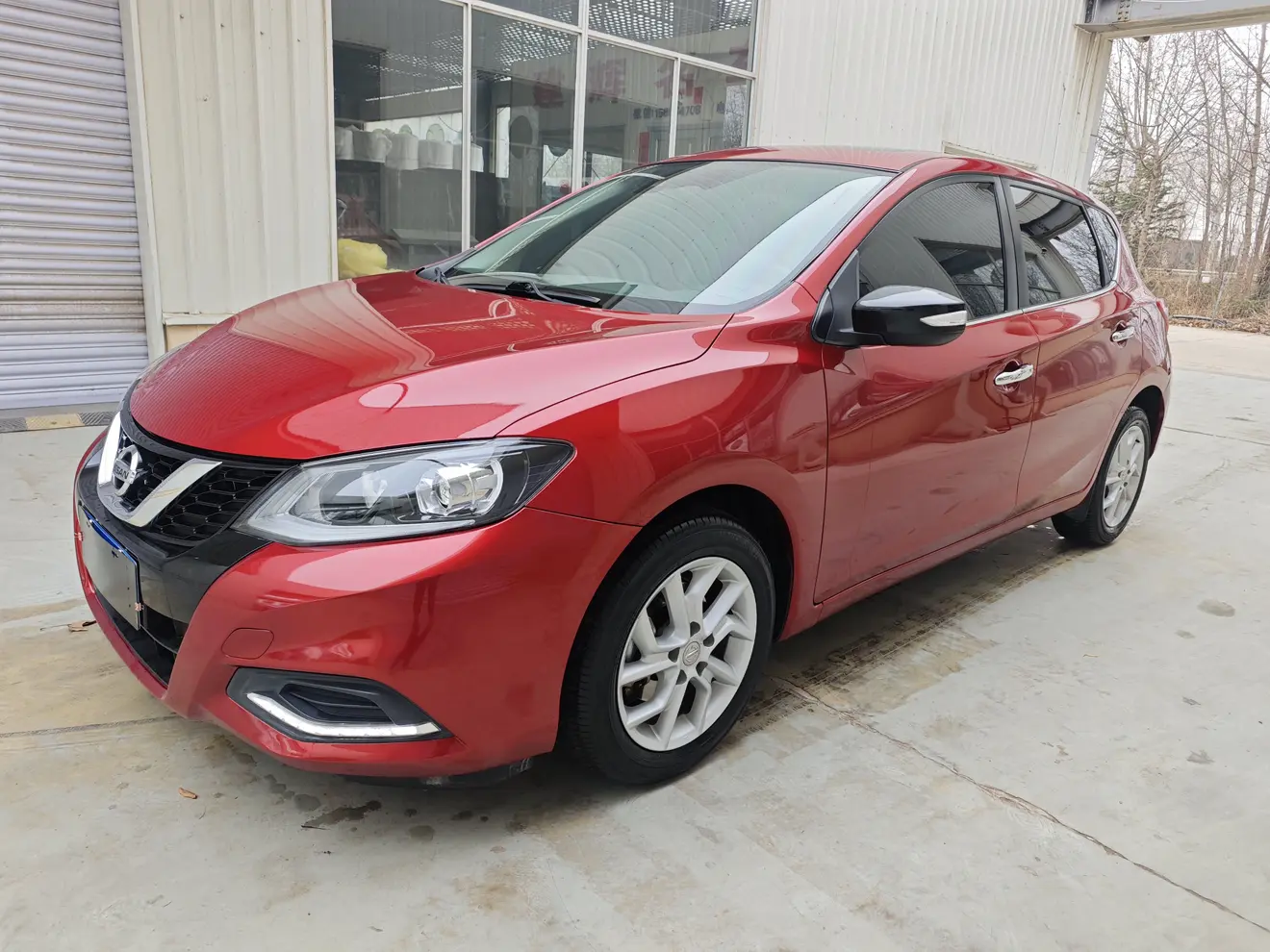 Nissan Tiida  из Китая