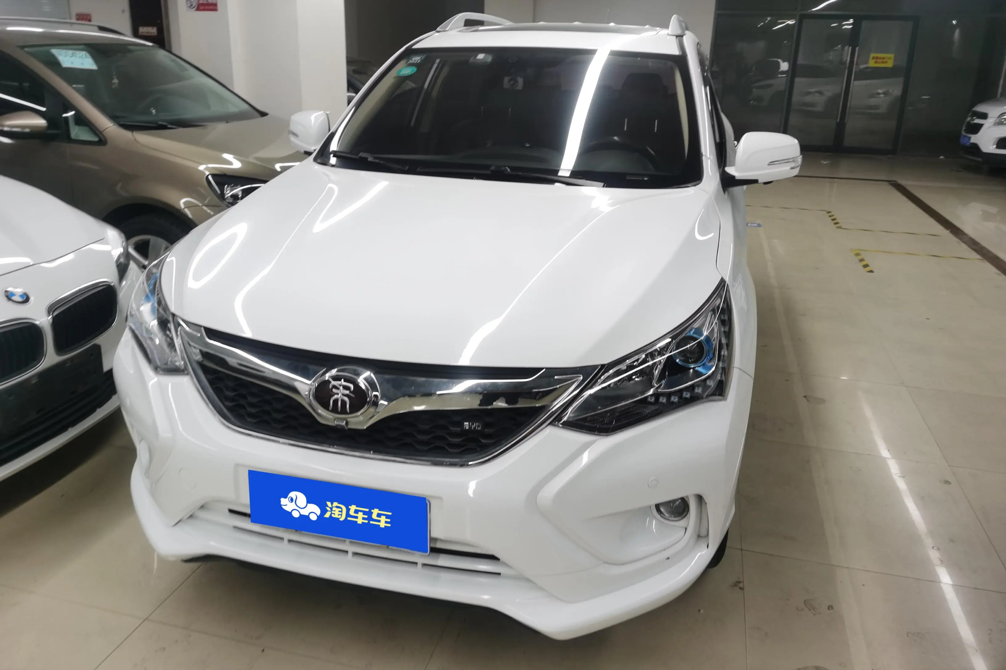 BYD Song  из Китая