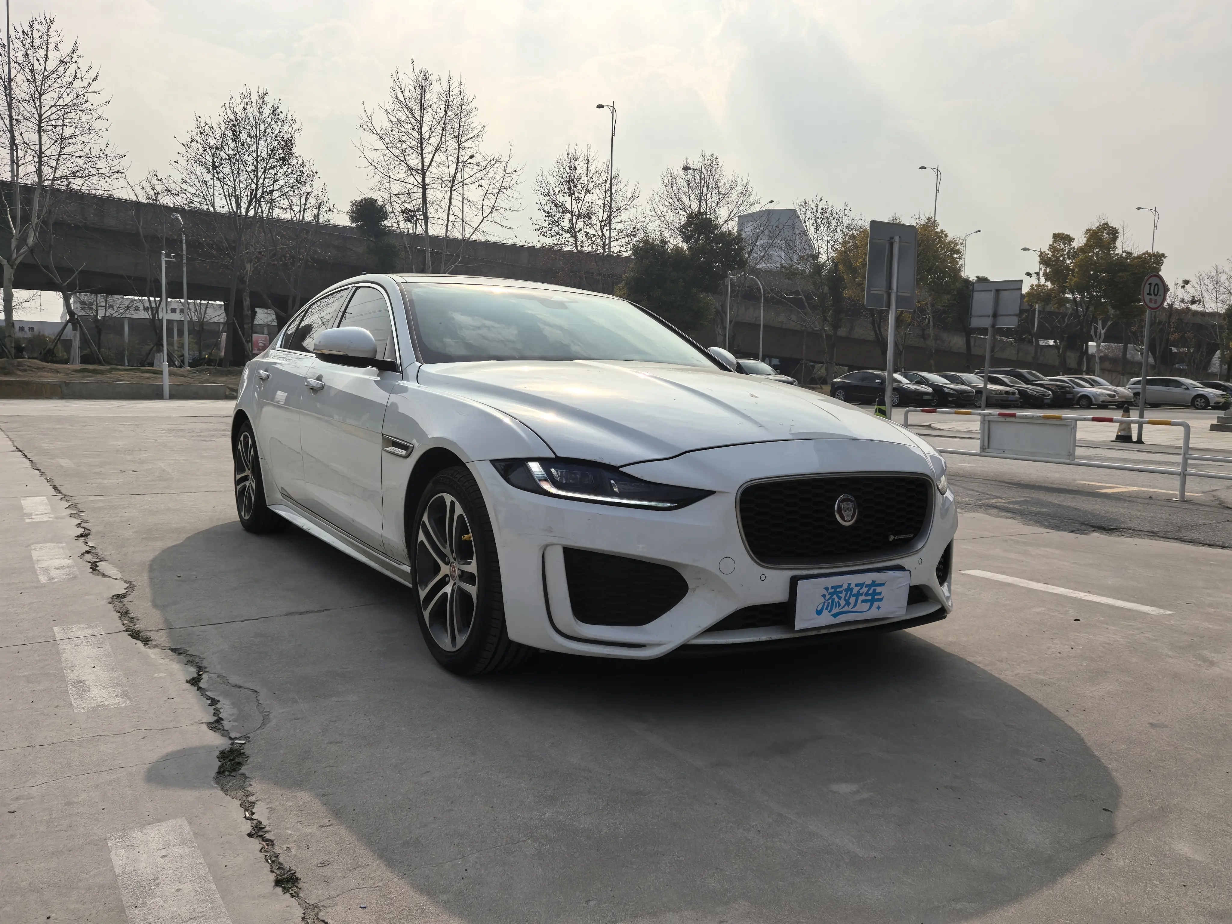 Jaguar XEL