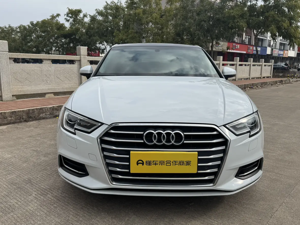 Audi A3  из Китая