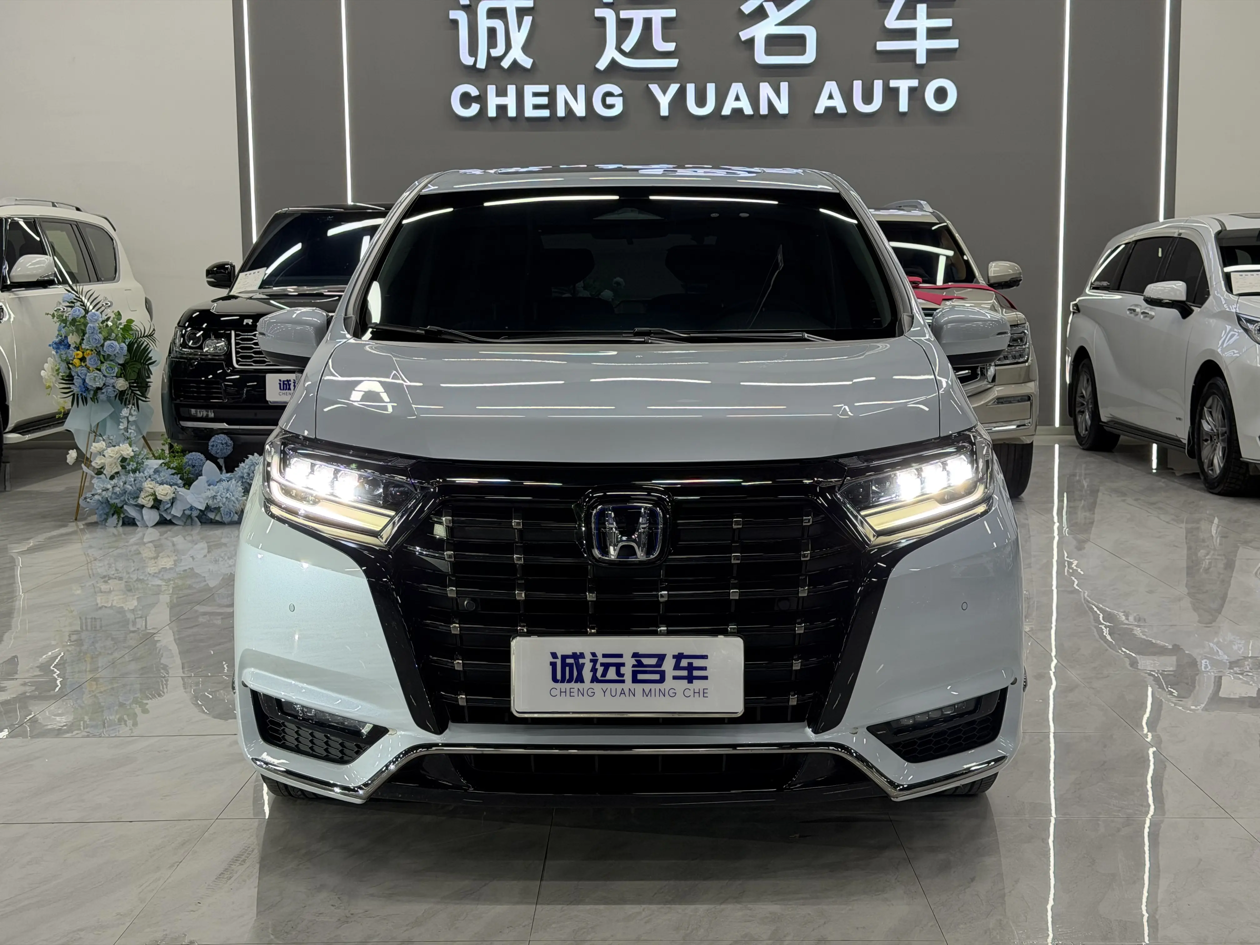 Honda Elysion (Alison)  из Китая