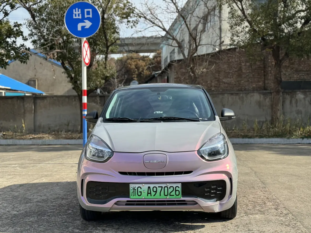 Roewe CLEVER  из Китая