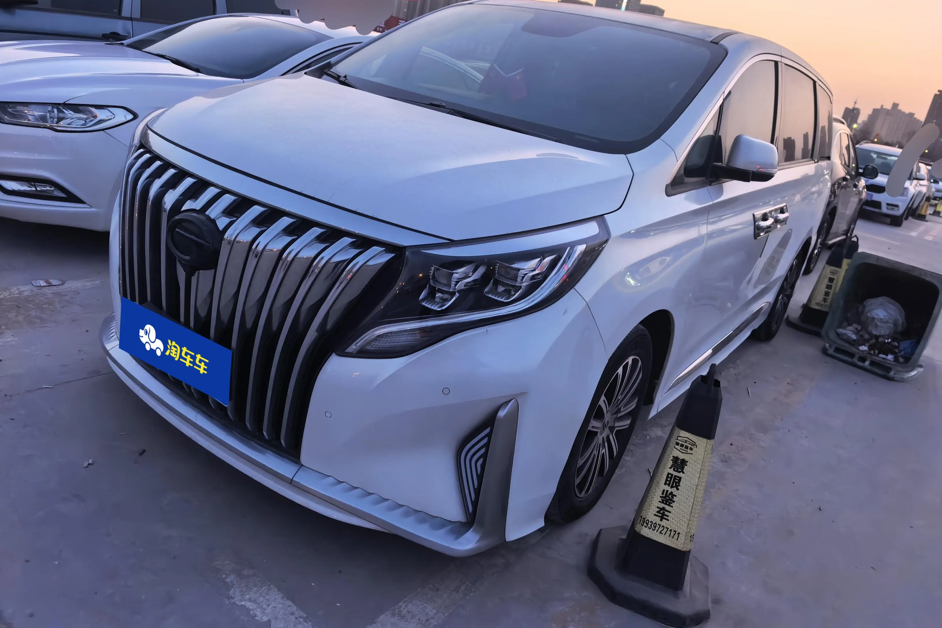 GAC Trumpchi M8  из Китая