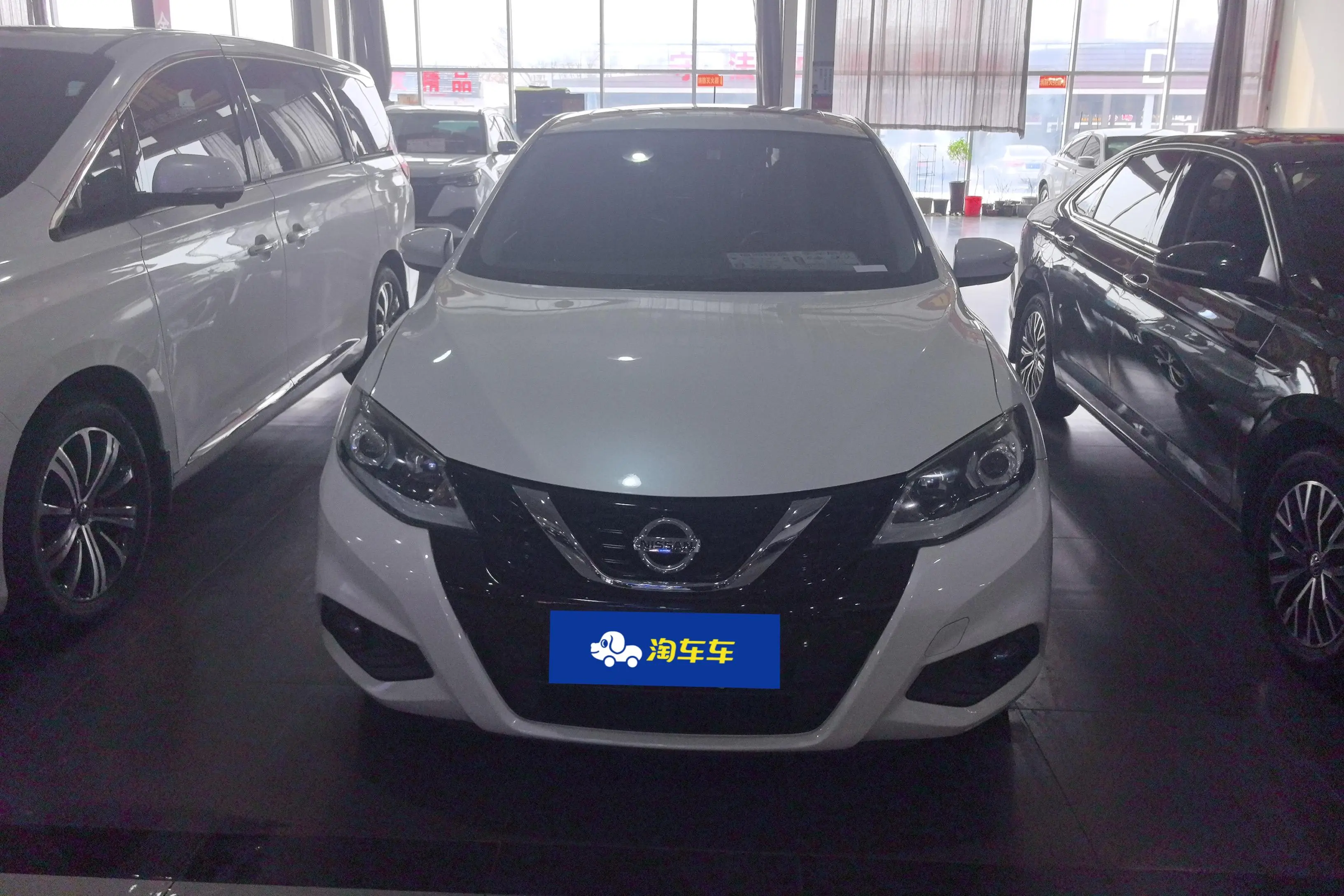 Nissan Tiida  из Китая