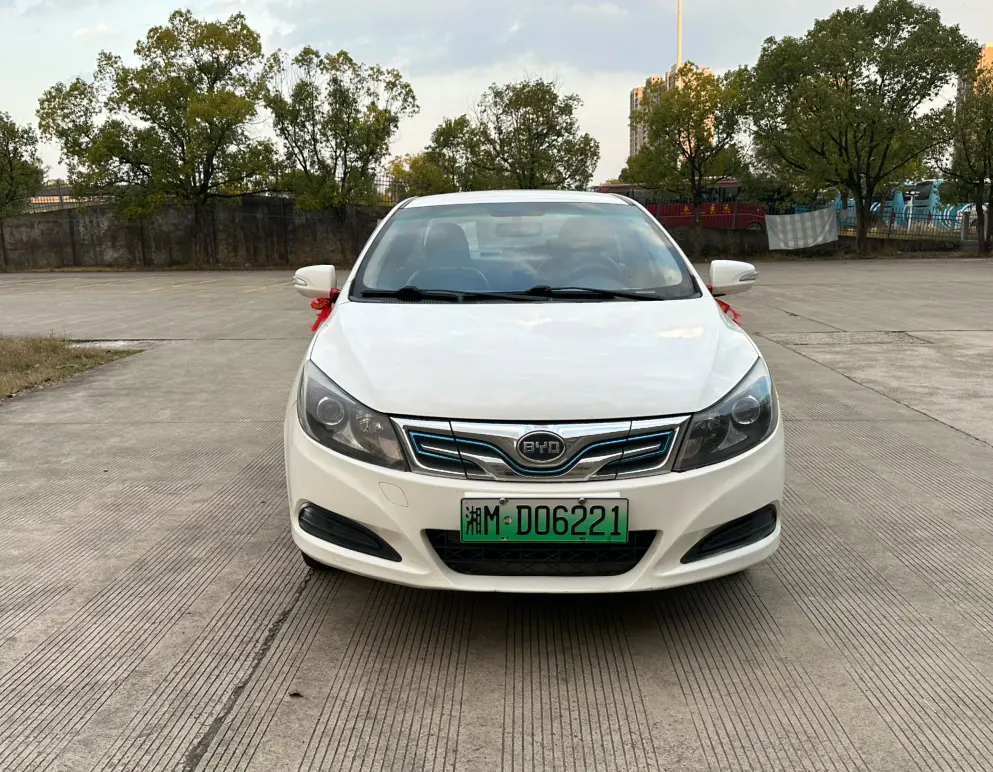 BYD e5  из Китая