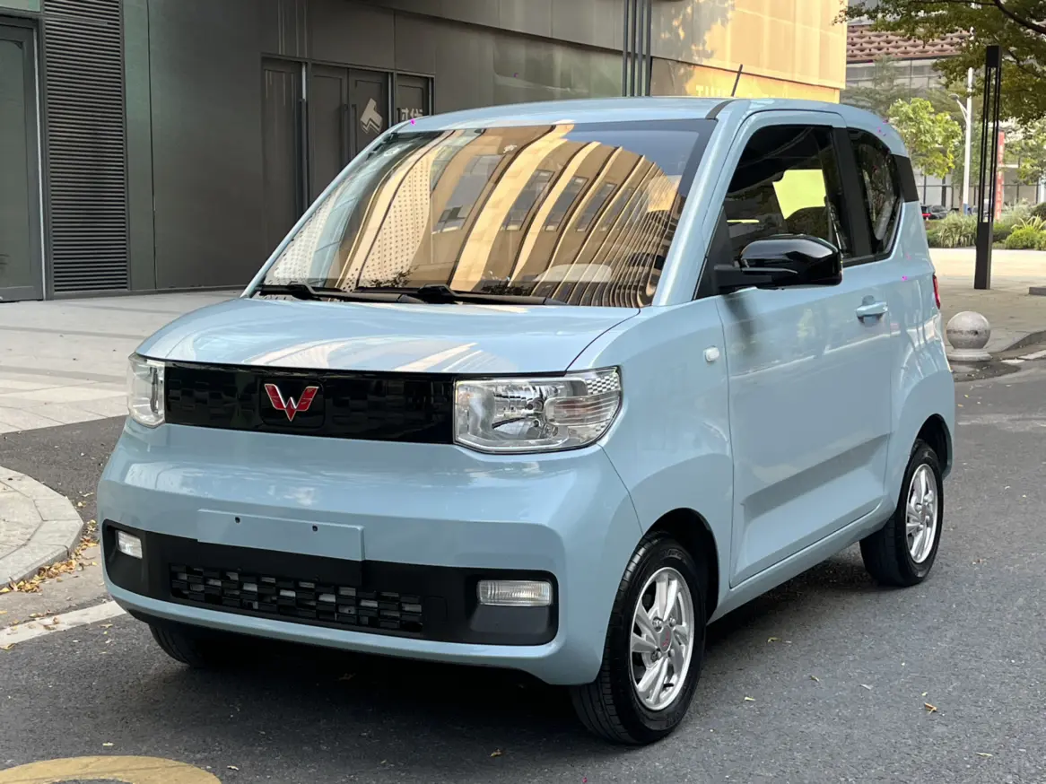 Wuling Hongguang MINIEV  из Китая