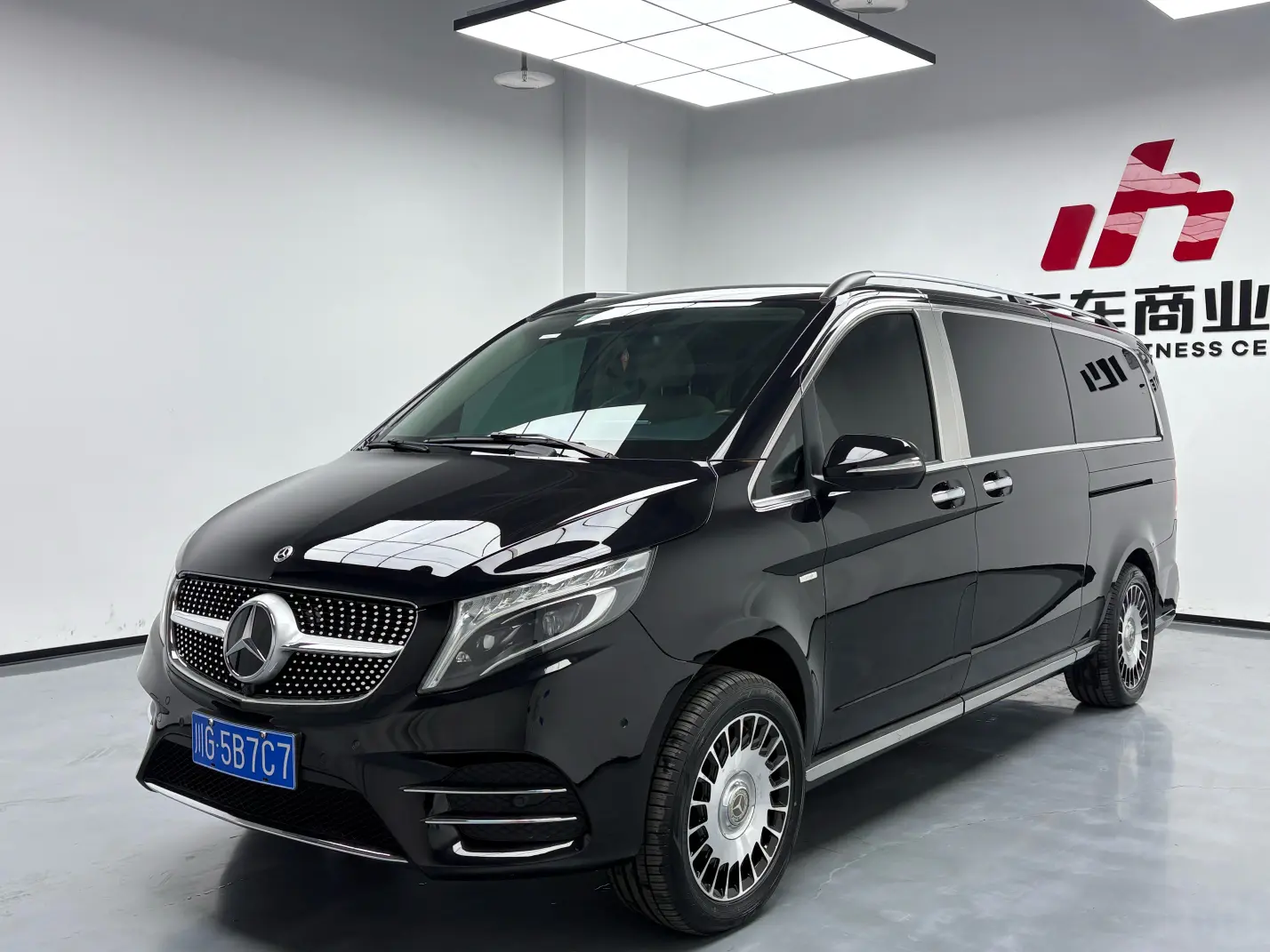 Mercedes-Benz Mercedes Benz V Class  из Китая