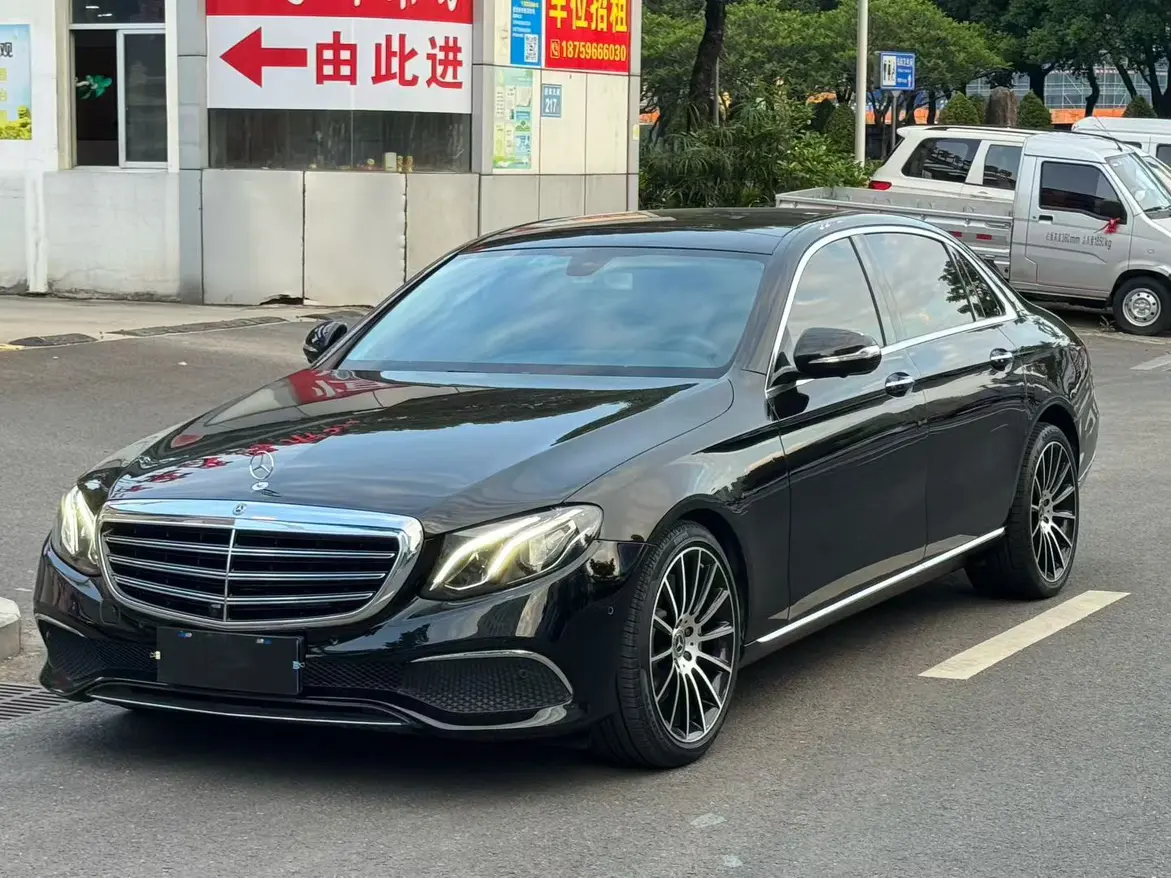 Mercedes-Benz E-Class  из Китая