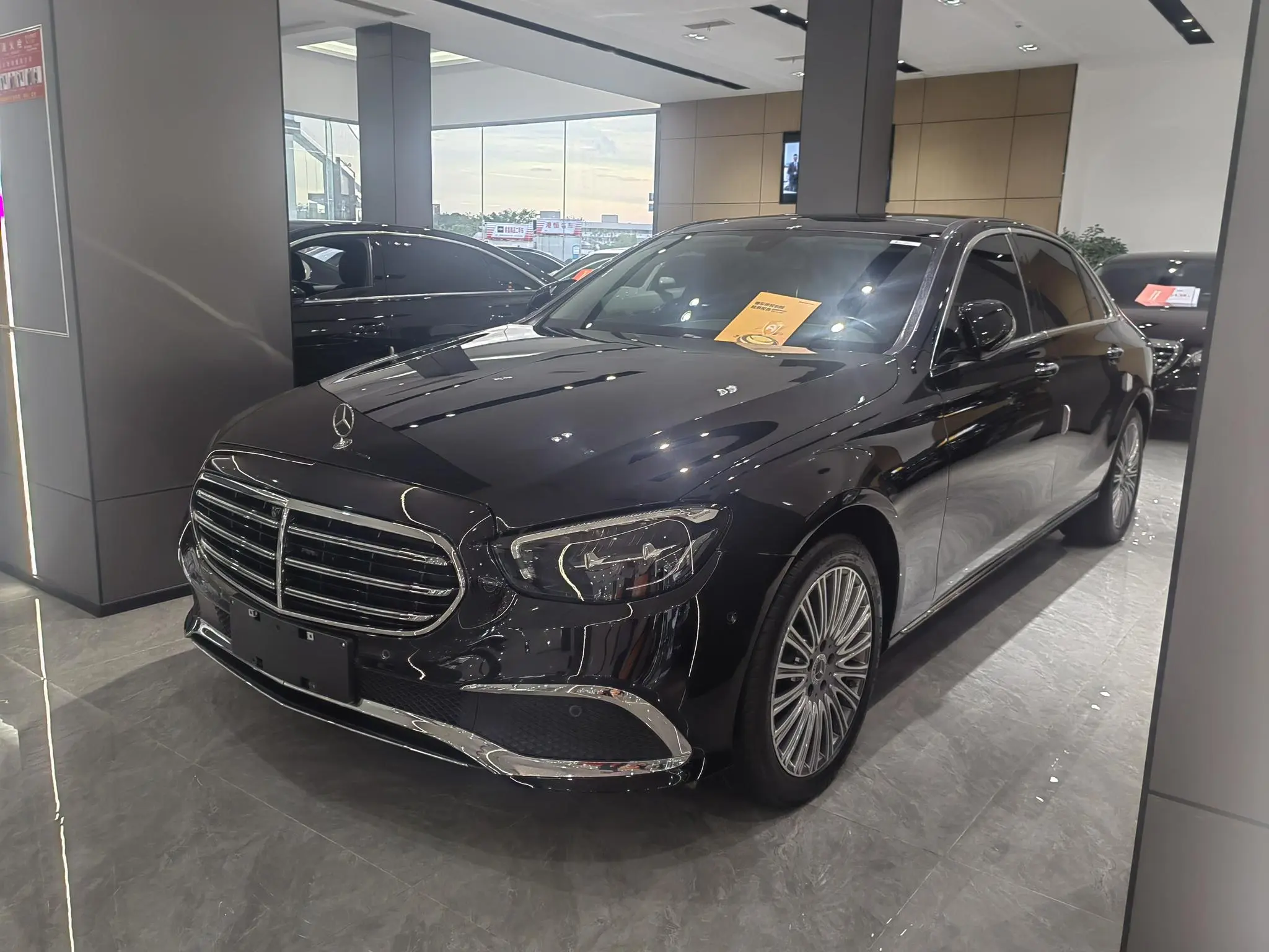 Mercedes-Benz E-Class  из Китая