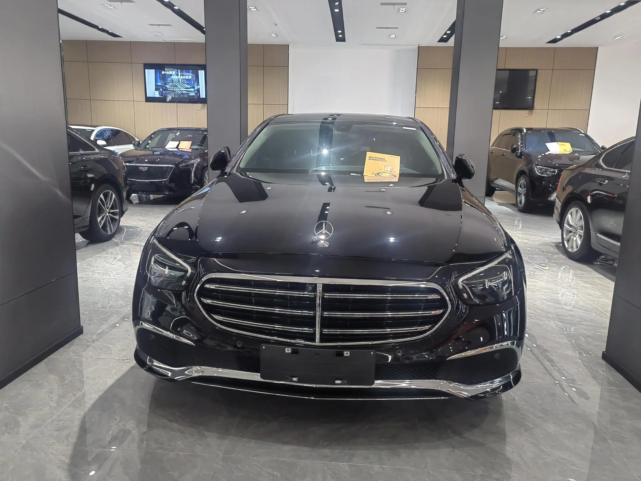 Mercedes-Benz E-Class  из Китая