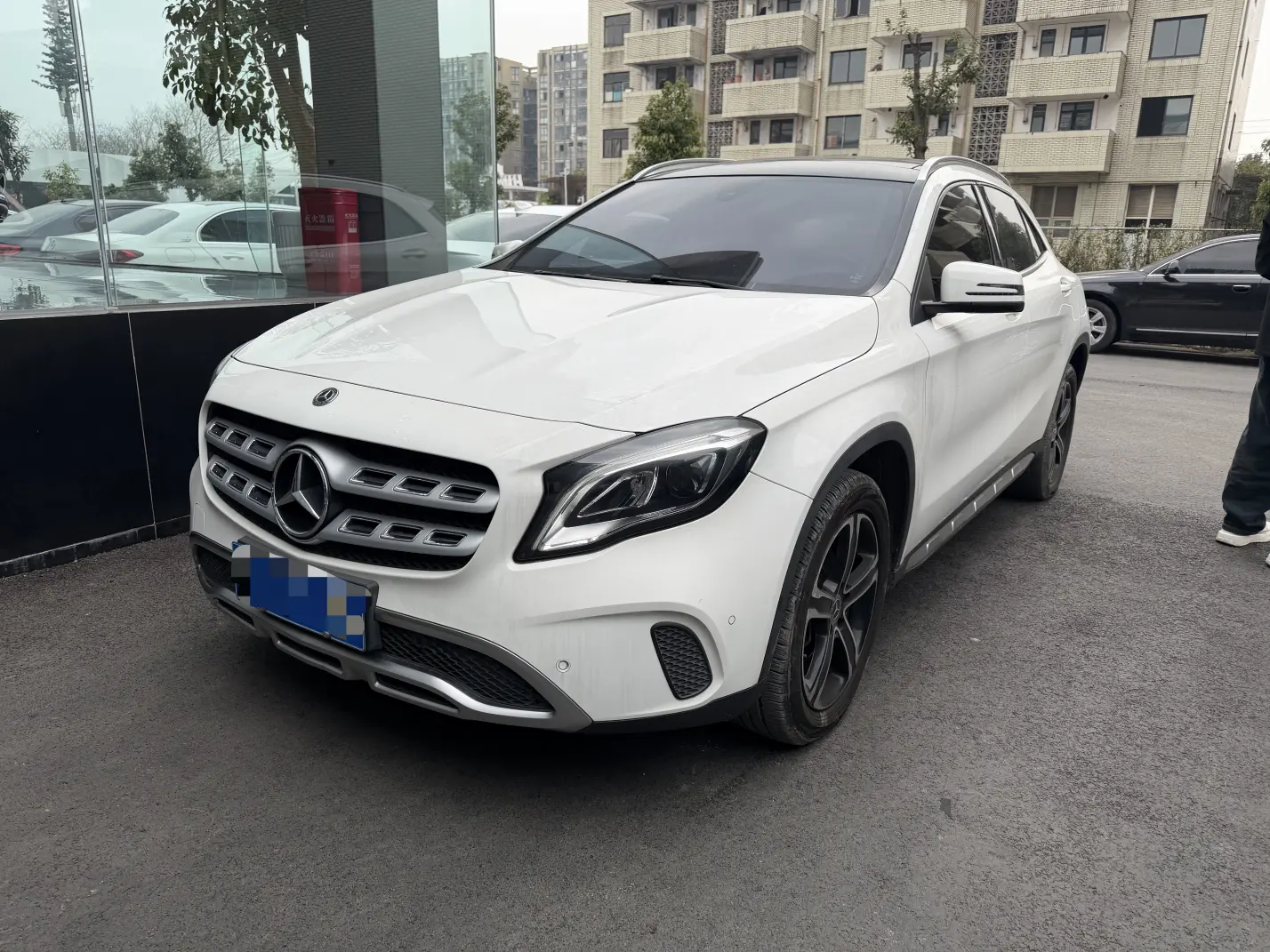 Mercedes-Benz GLA  из Китая
