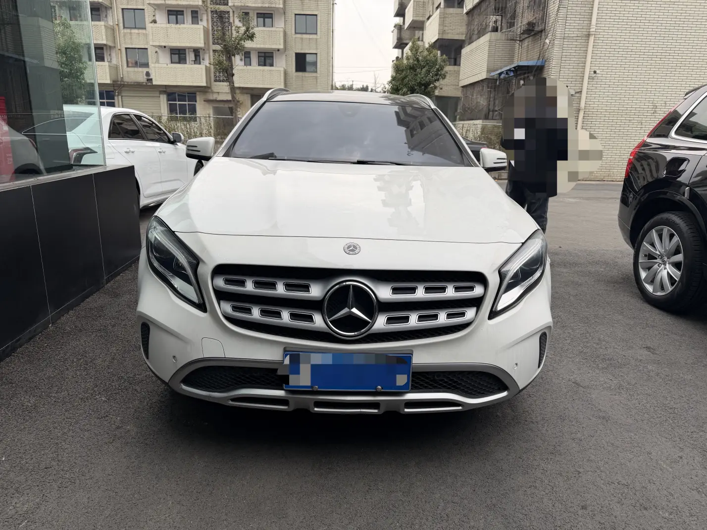 Mercedes-Benz GLA  из Китая