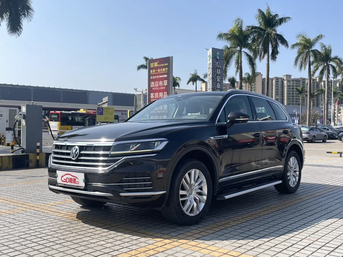Volkswagen Touareg  из Китая