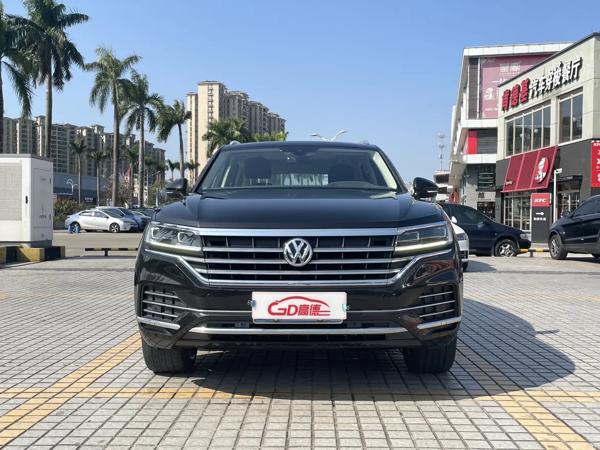 Volkswagen Touareg  из Китая