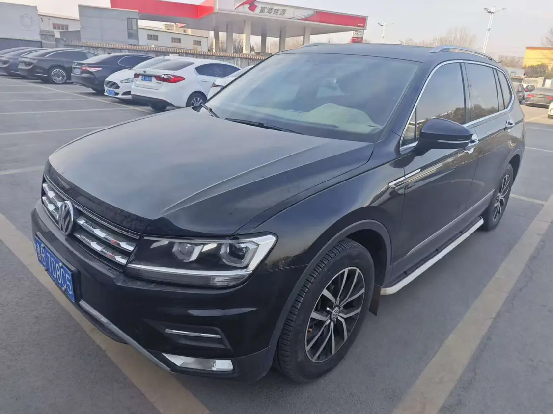 Volkswagen Tiguan L  из Китая