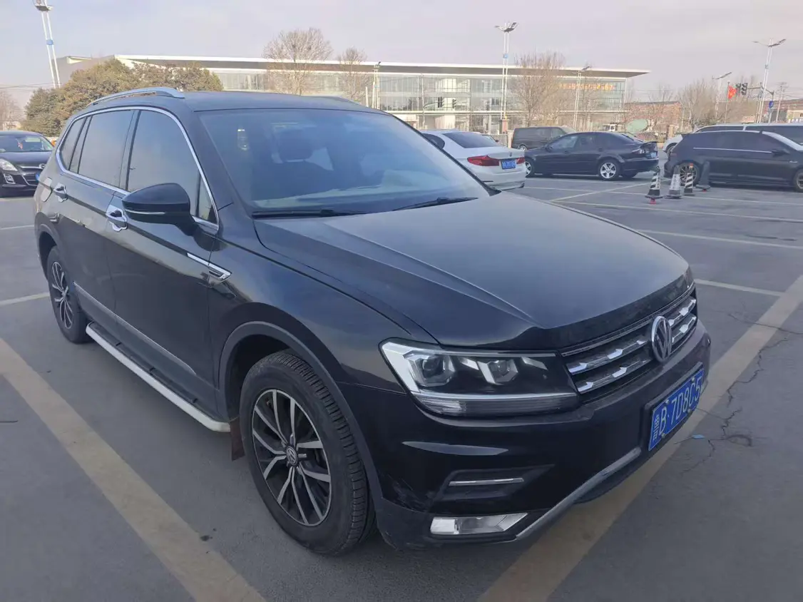 Volkswagen Tiguan L  из Китая