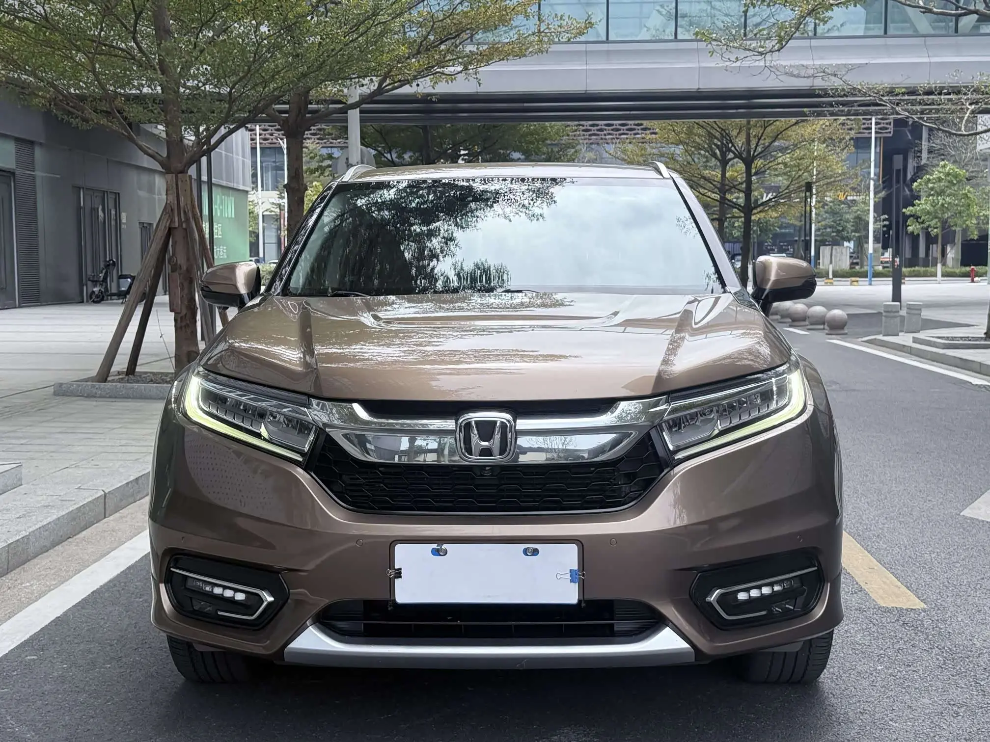 Honda Avancier (Crown Road)  из Китая