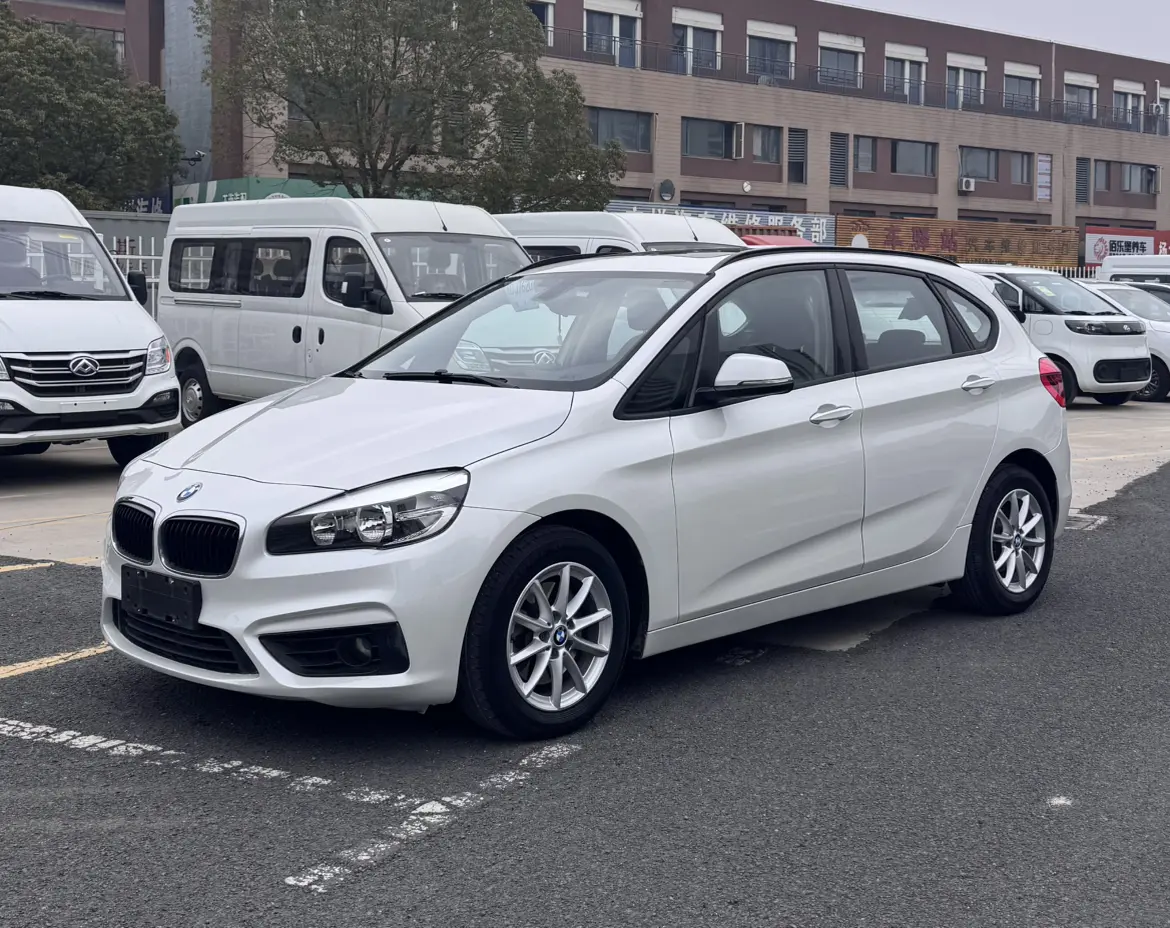 BMW 2 Series Active Tourer  из Китая