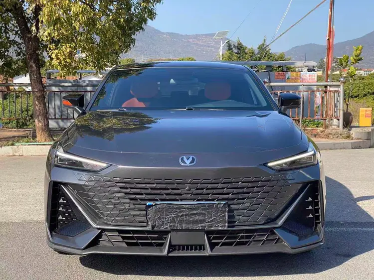 Changan UNI-V  из Китая