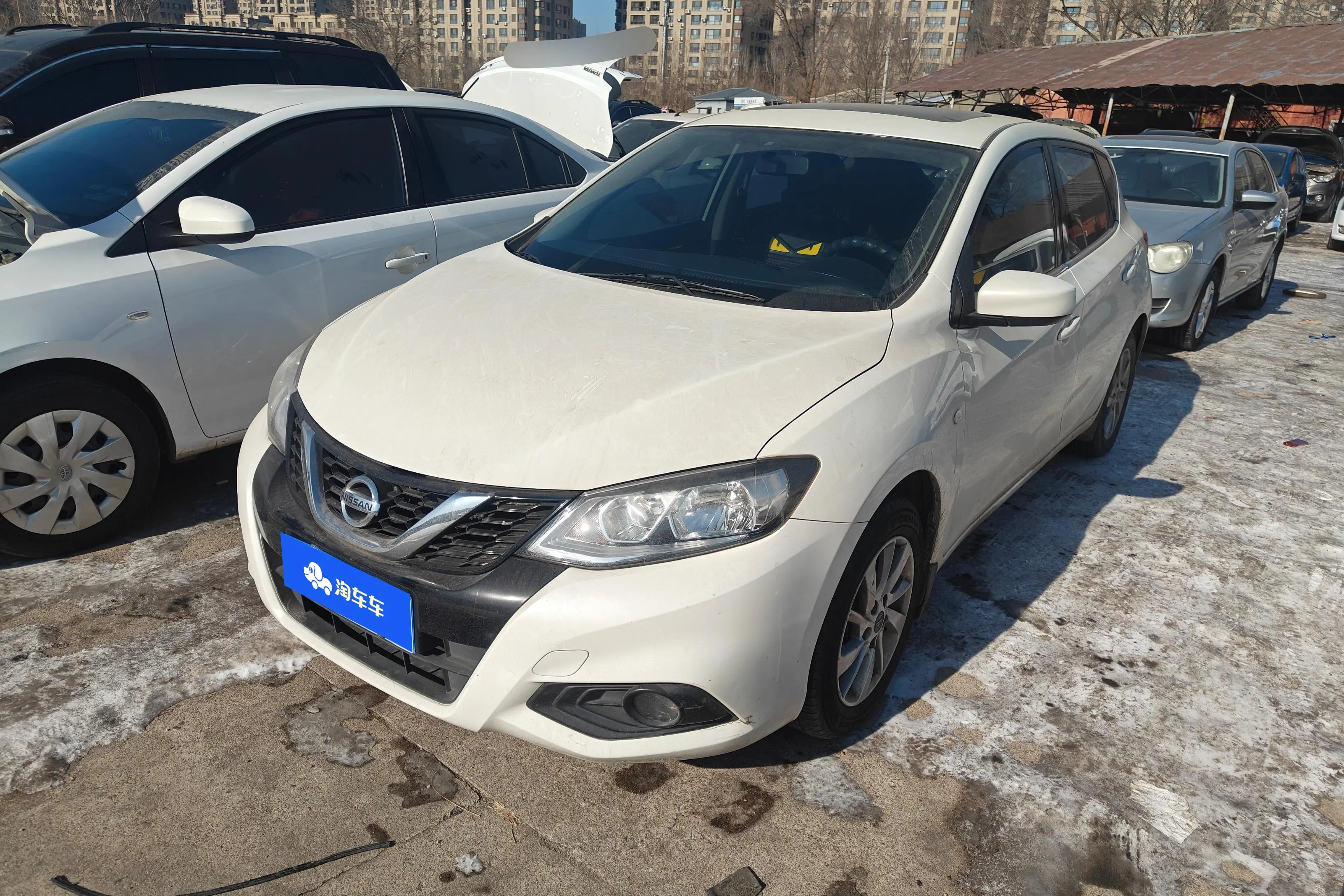 Nissan Tiida  из Китая