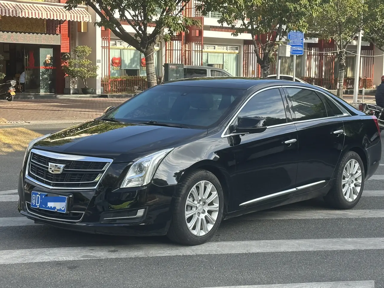 Cadillac XTS
