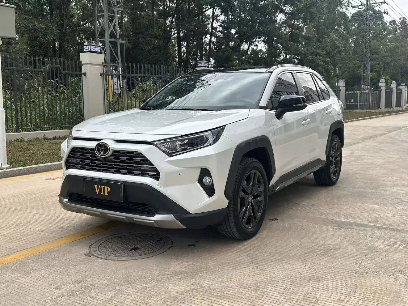 Toyota RAV4  из Китая