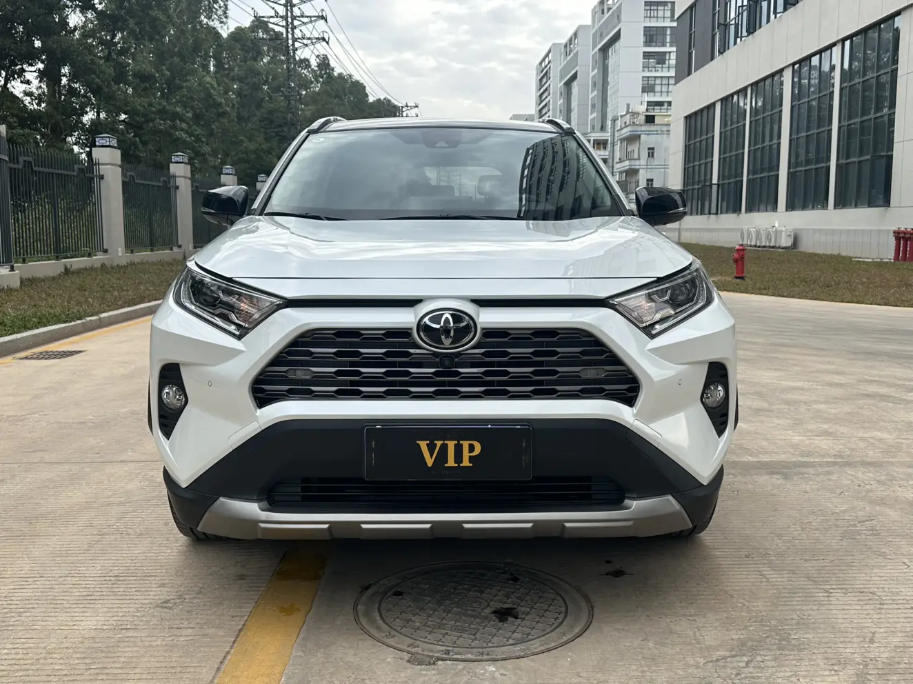 Toyota RAV4  из Китая