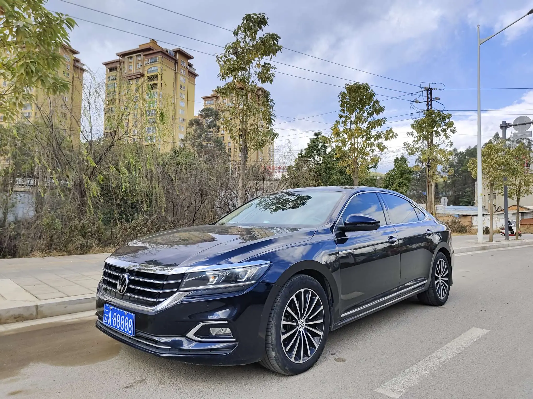 Volkswagen Passat  из Китая