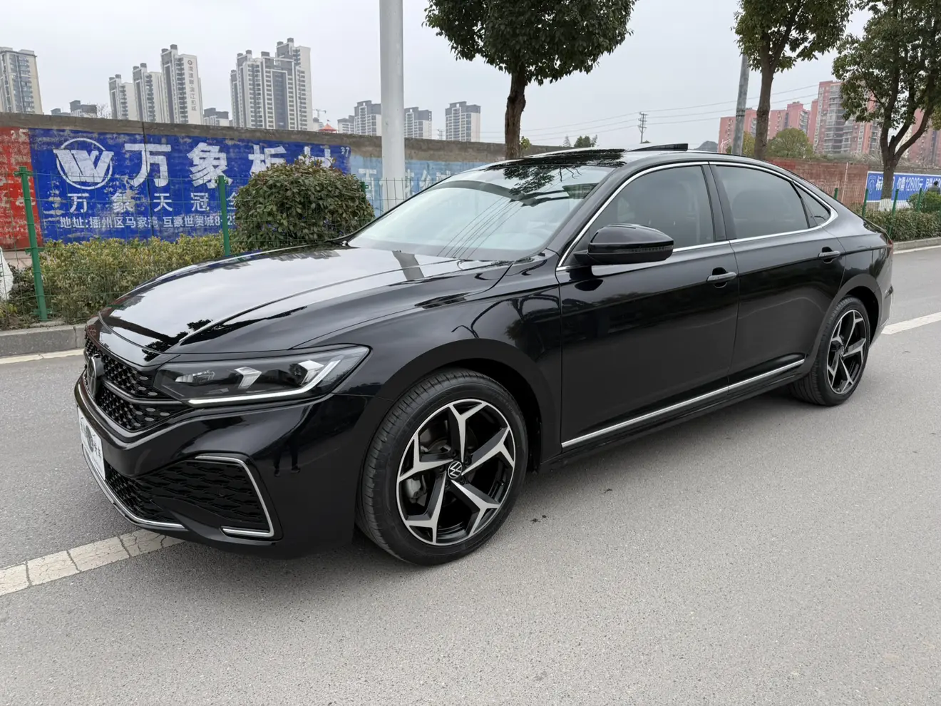 Volkswagen Passat  из Китая