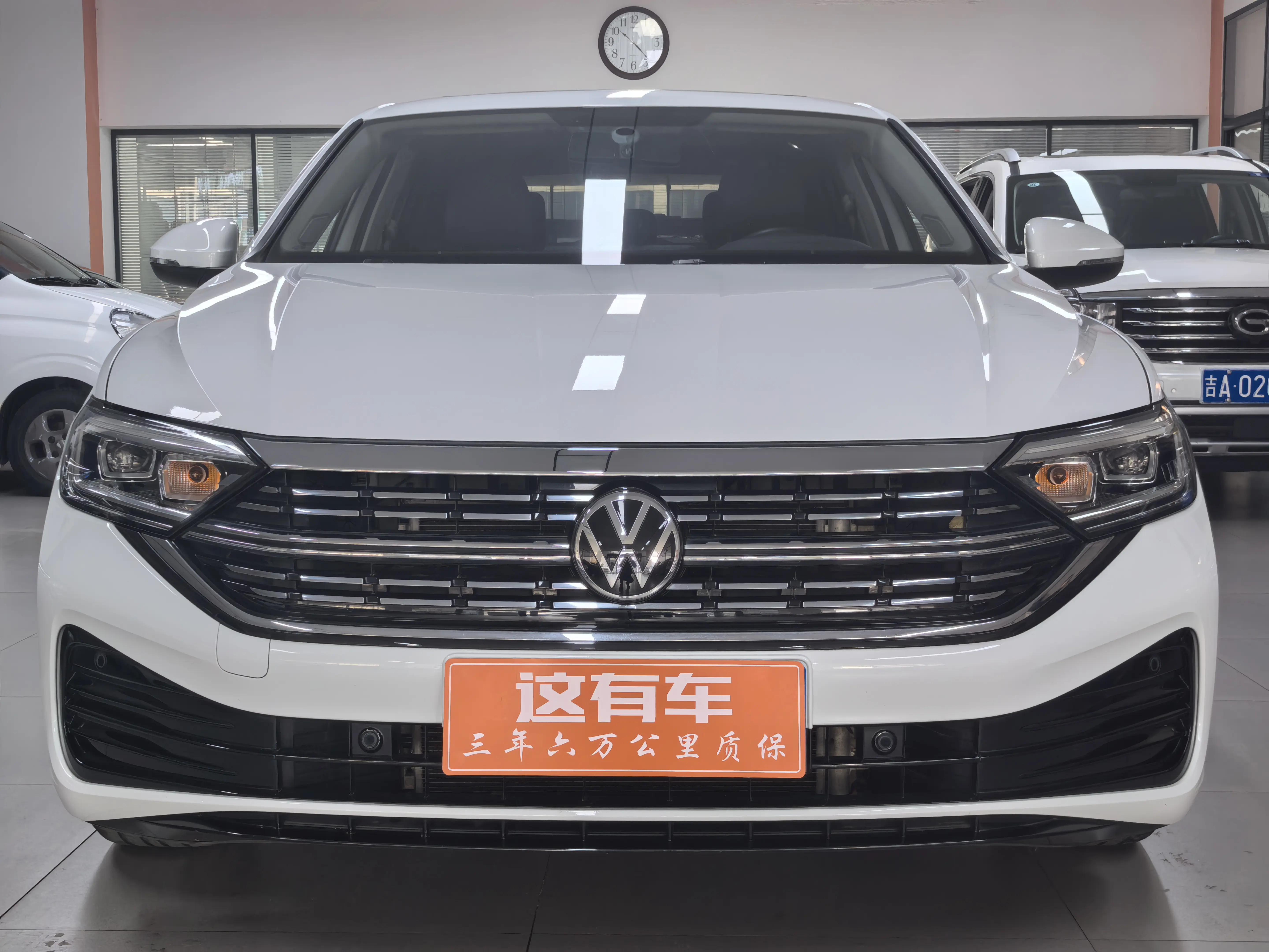 Volkswagen Sagitar  из Китая