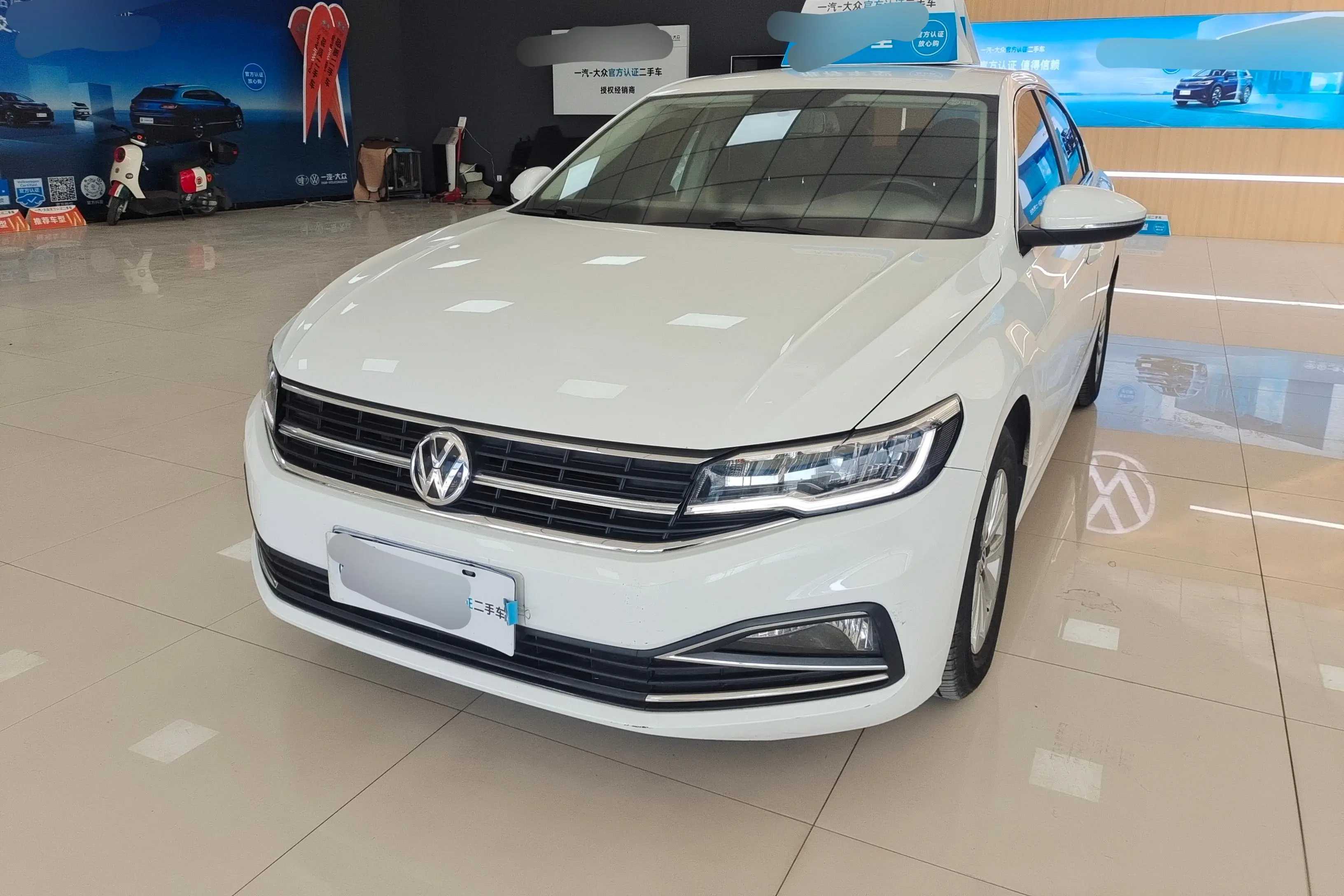 Volkswagen Bora  из Китая