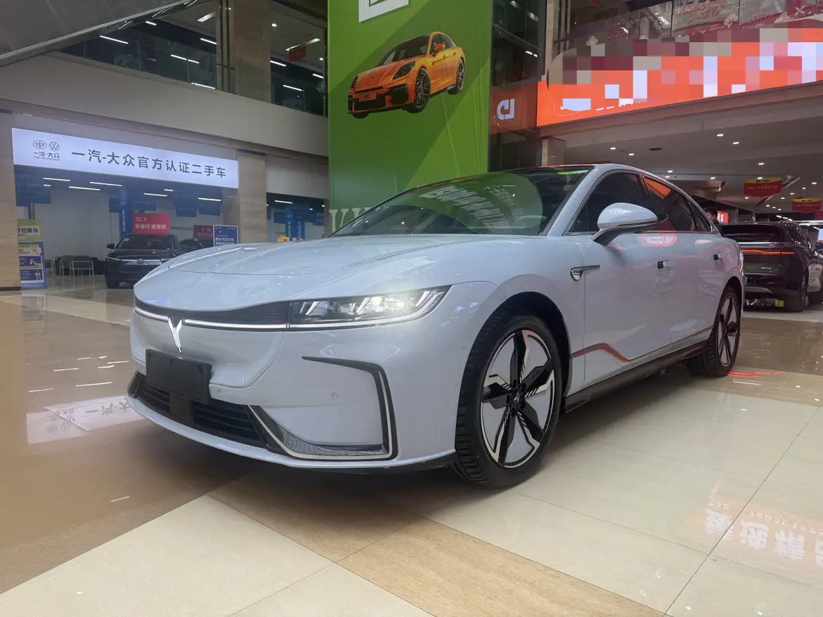 Voyah Passion EV  из Китая