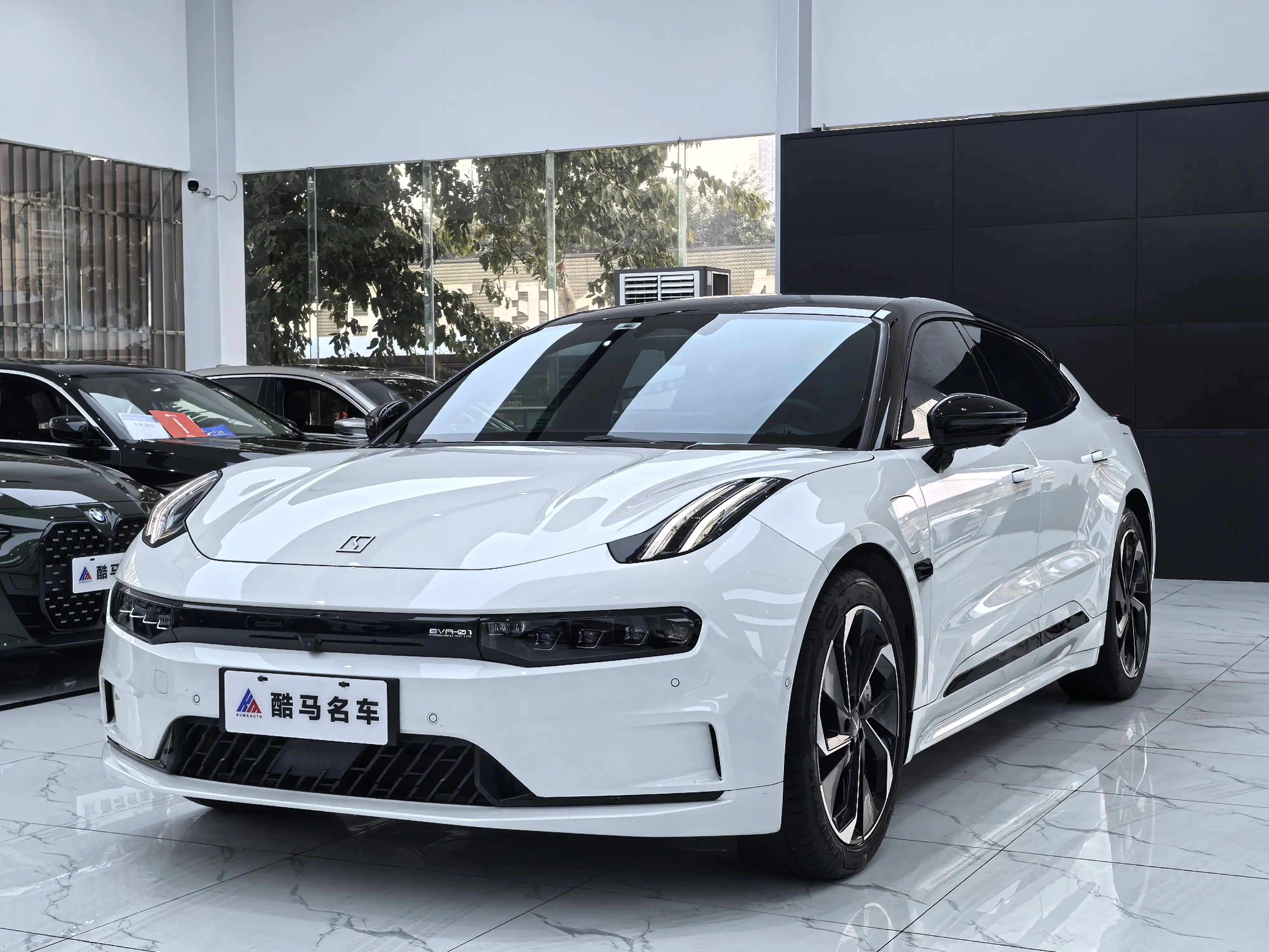 ZEEKR 001  из Китая