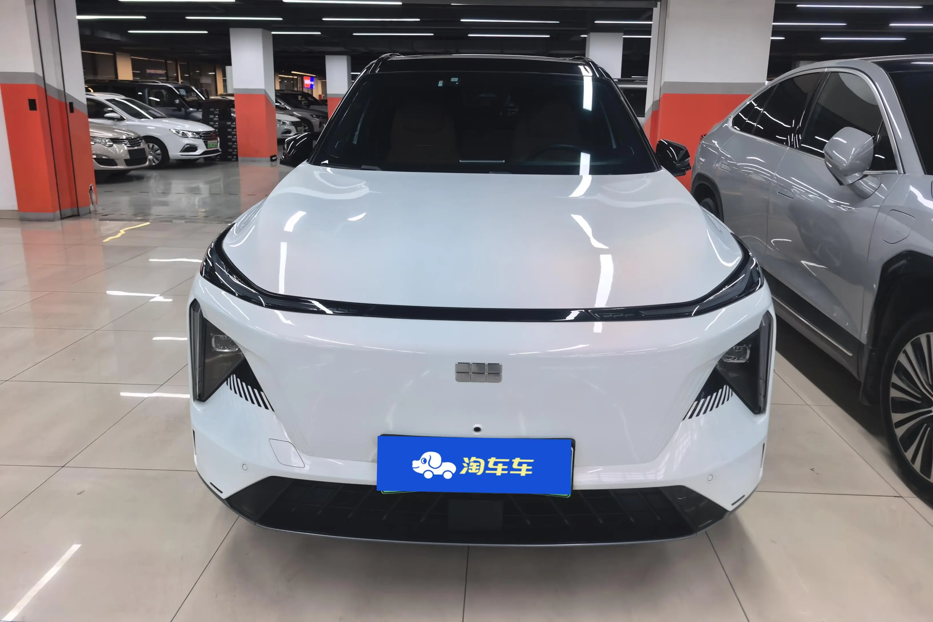 Geely Galaxy L7  из Китая