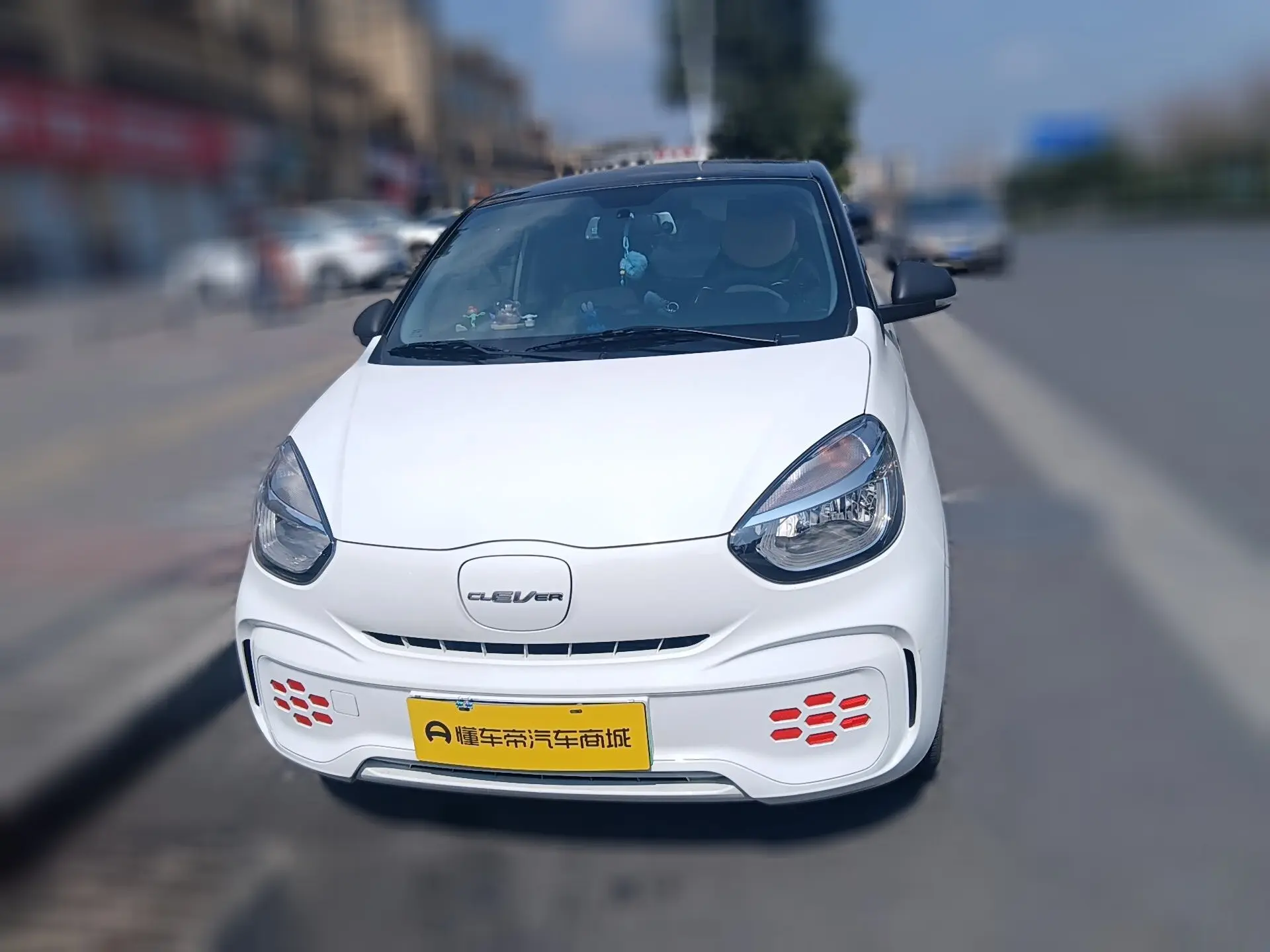 Roewe CLEVER  из Китая