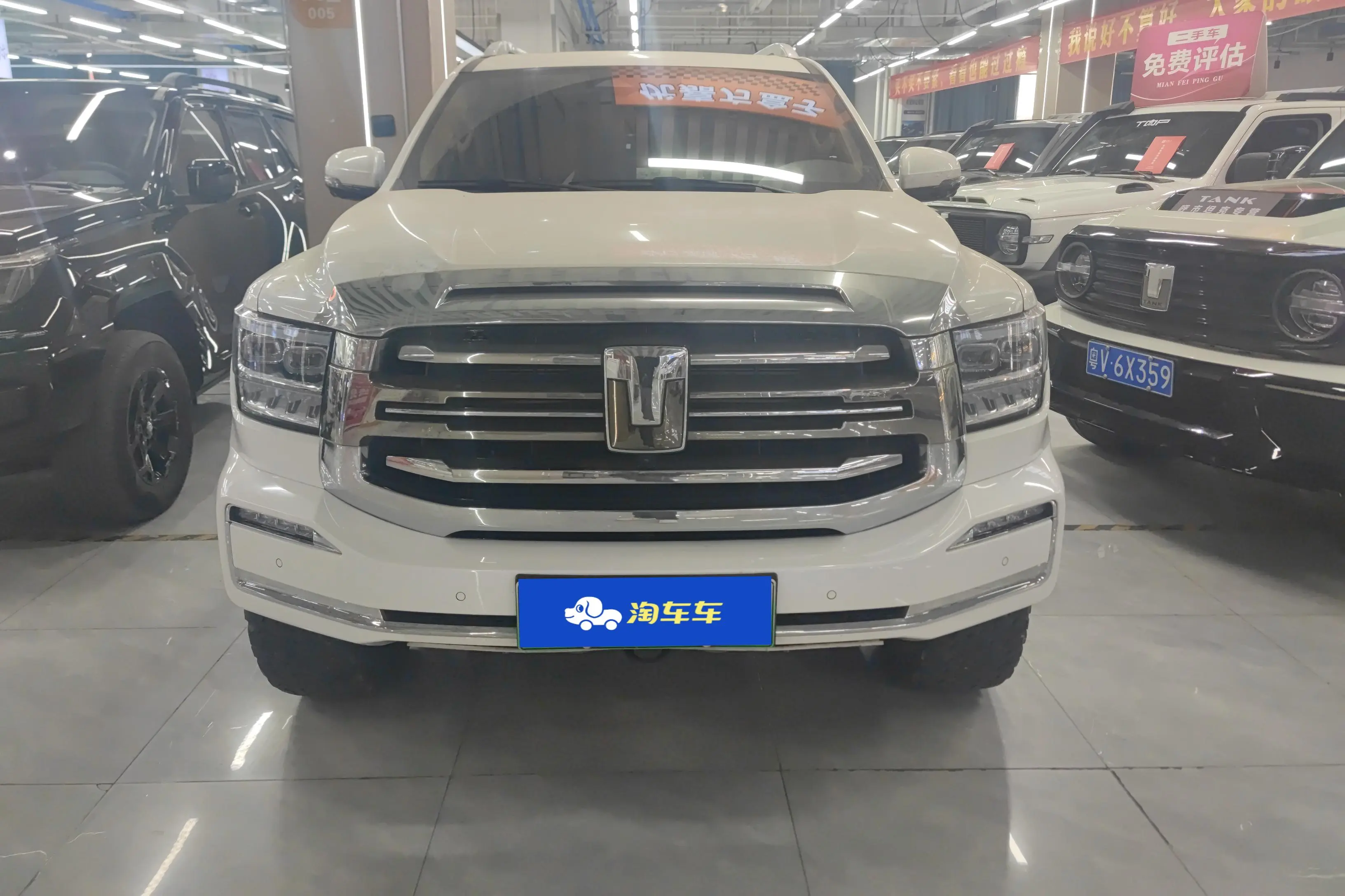 Tank 500 Hi4-T  из Китая