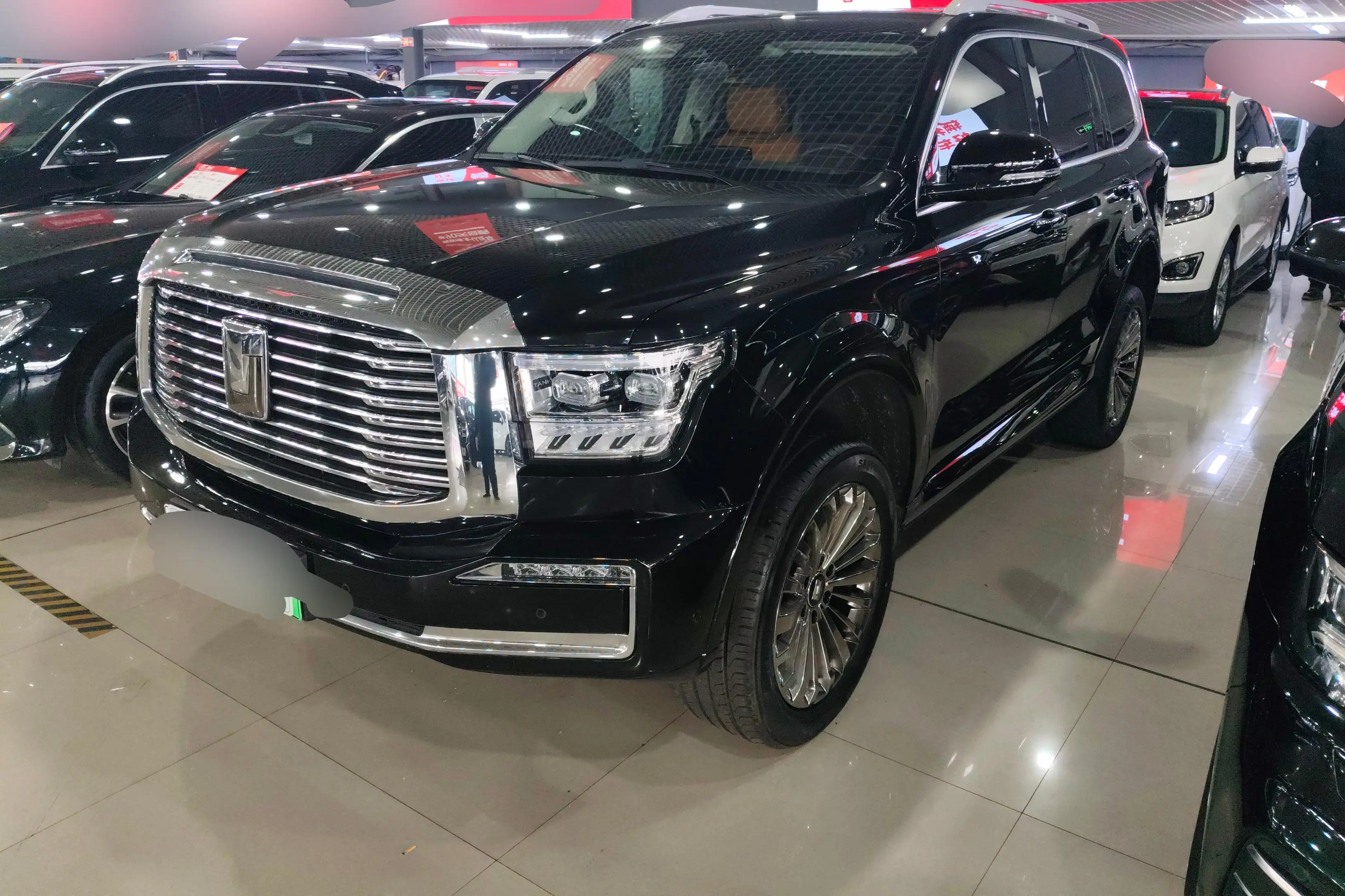 Tank 500 Hi4-T  из Китая