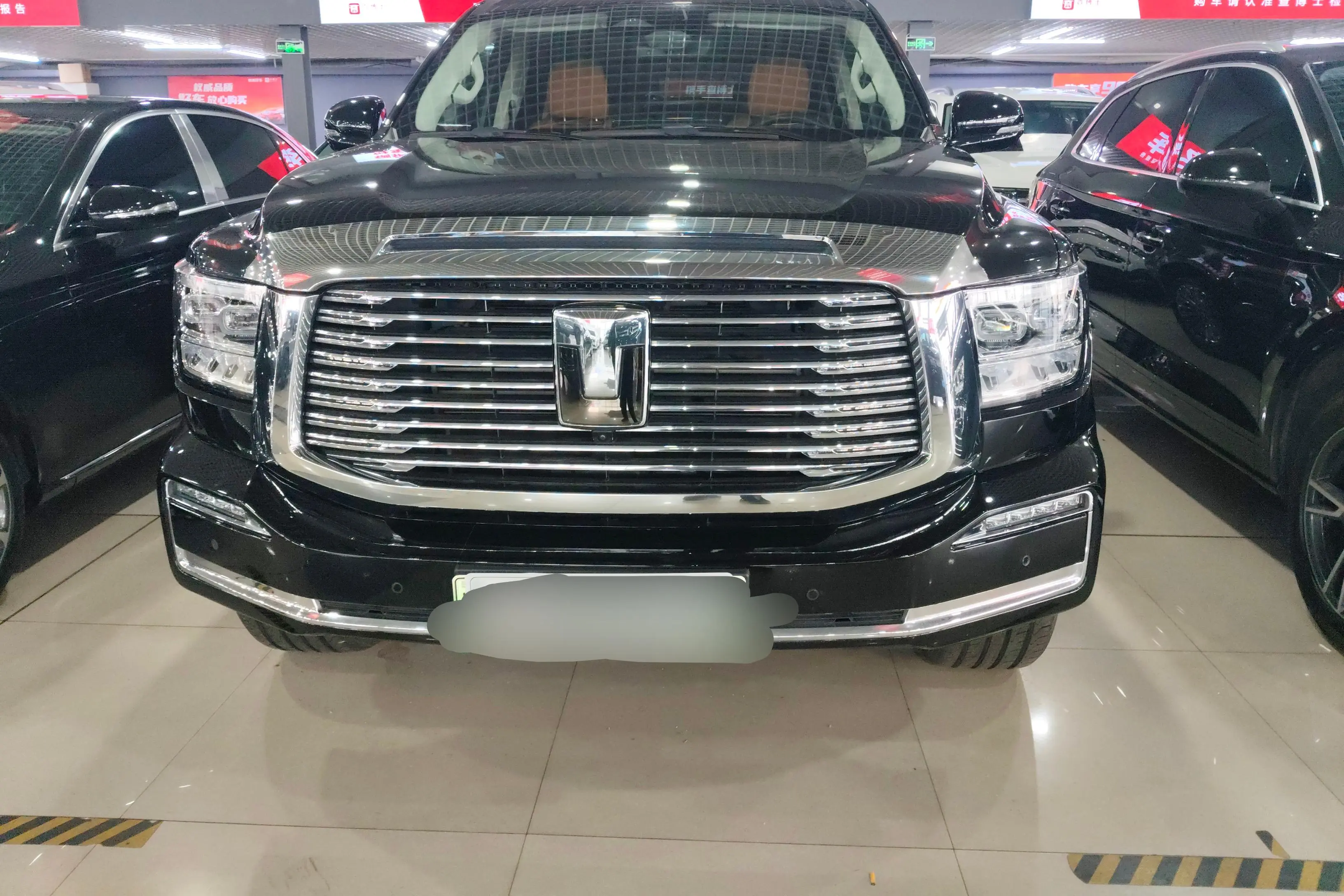 Tank 500 Hi4-T  из Китая