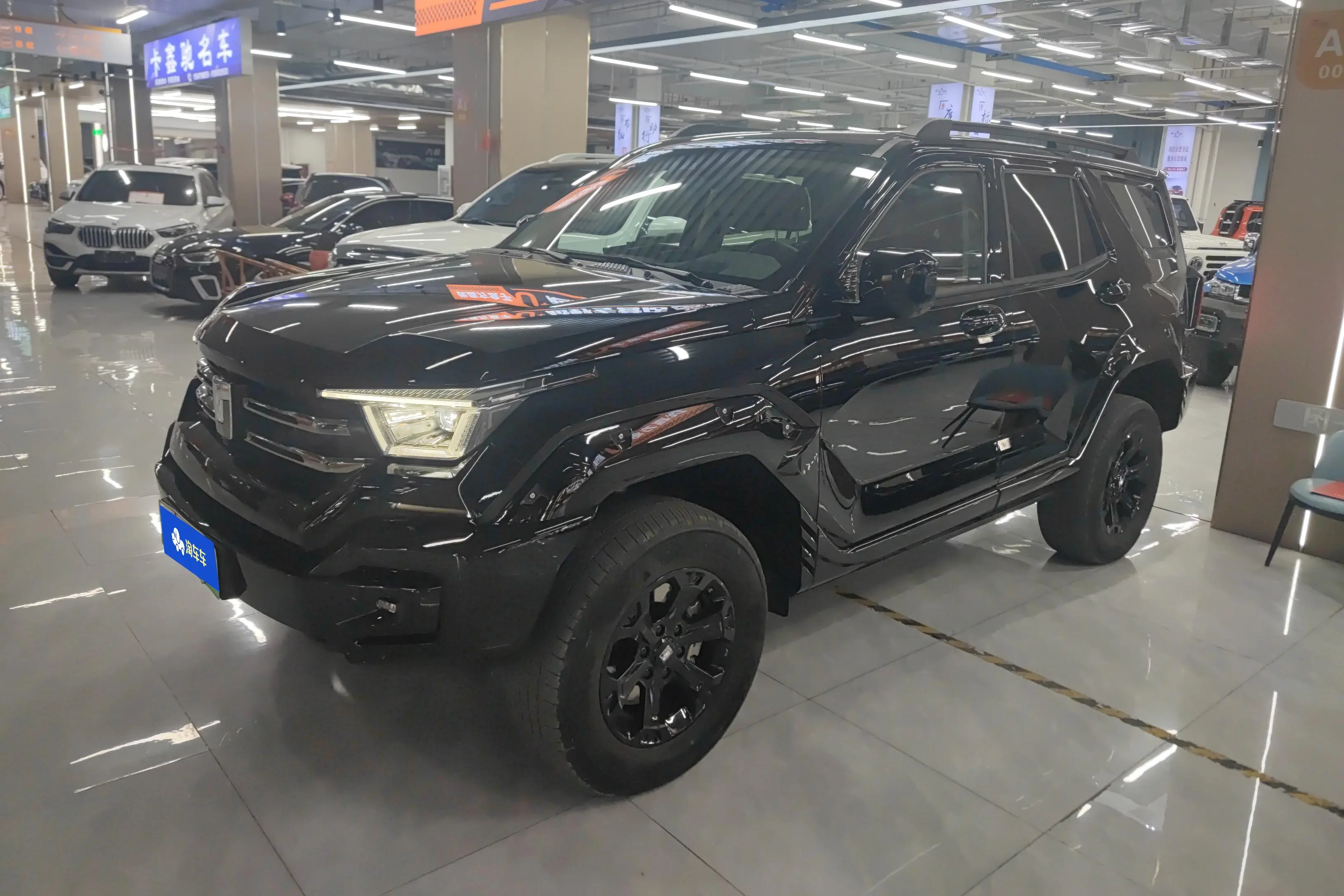 Tank 400 Hi4-T  из Китая