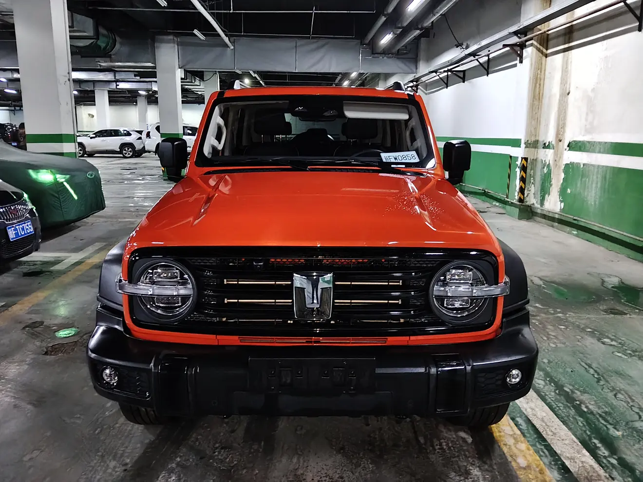 Tank 300  из Китая