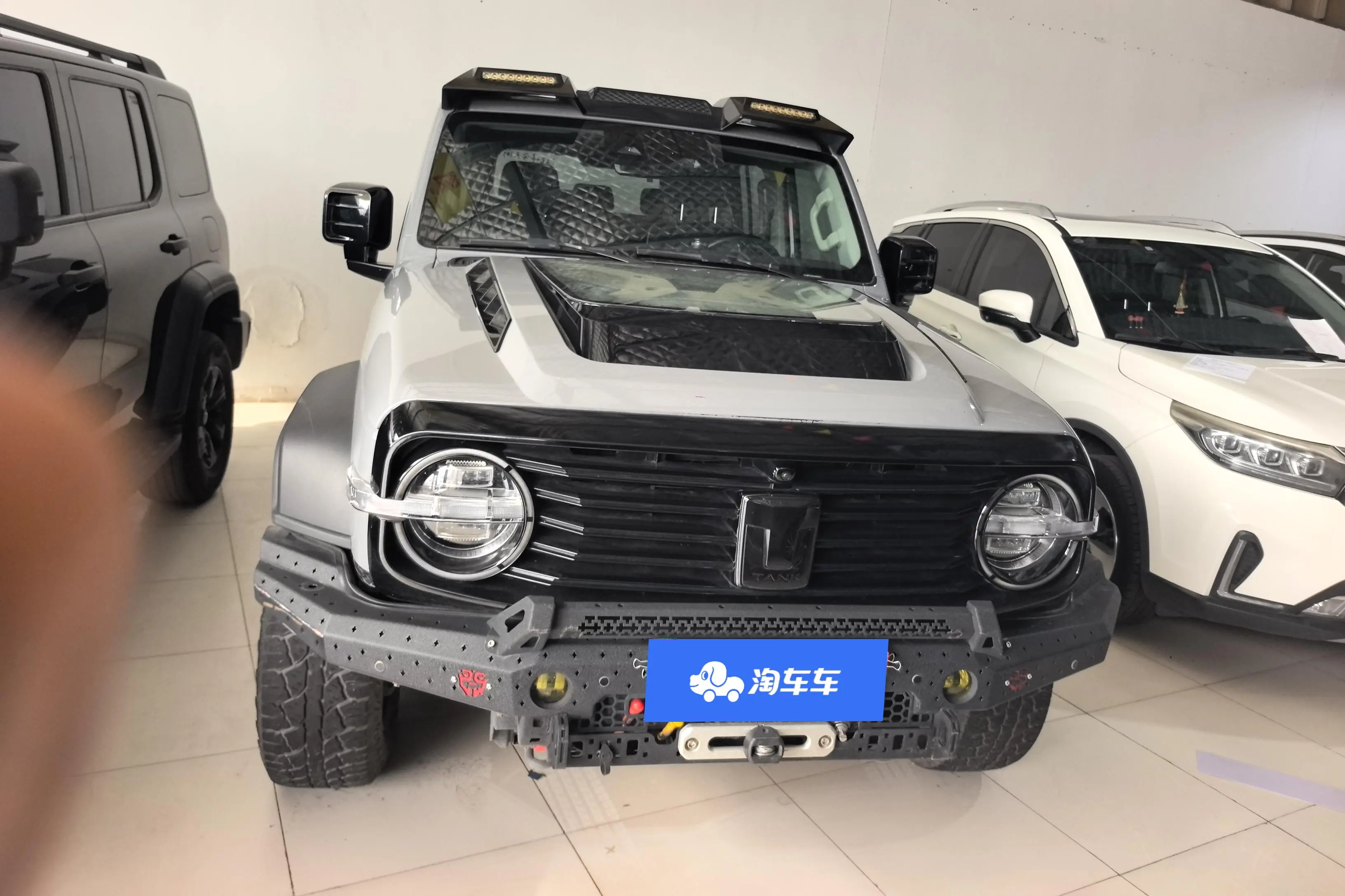 Tank 300  из Китая